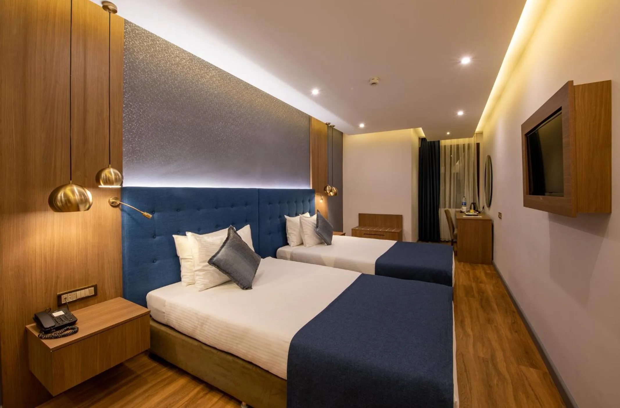 Bed in Nova Plaza Crystal Hotel & Spa