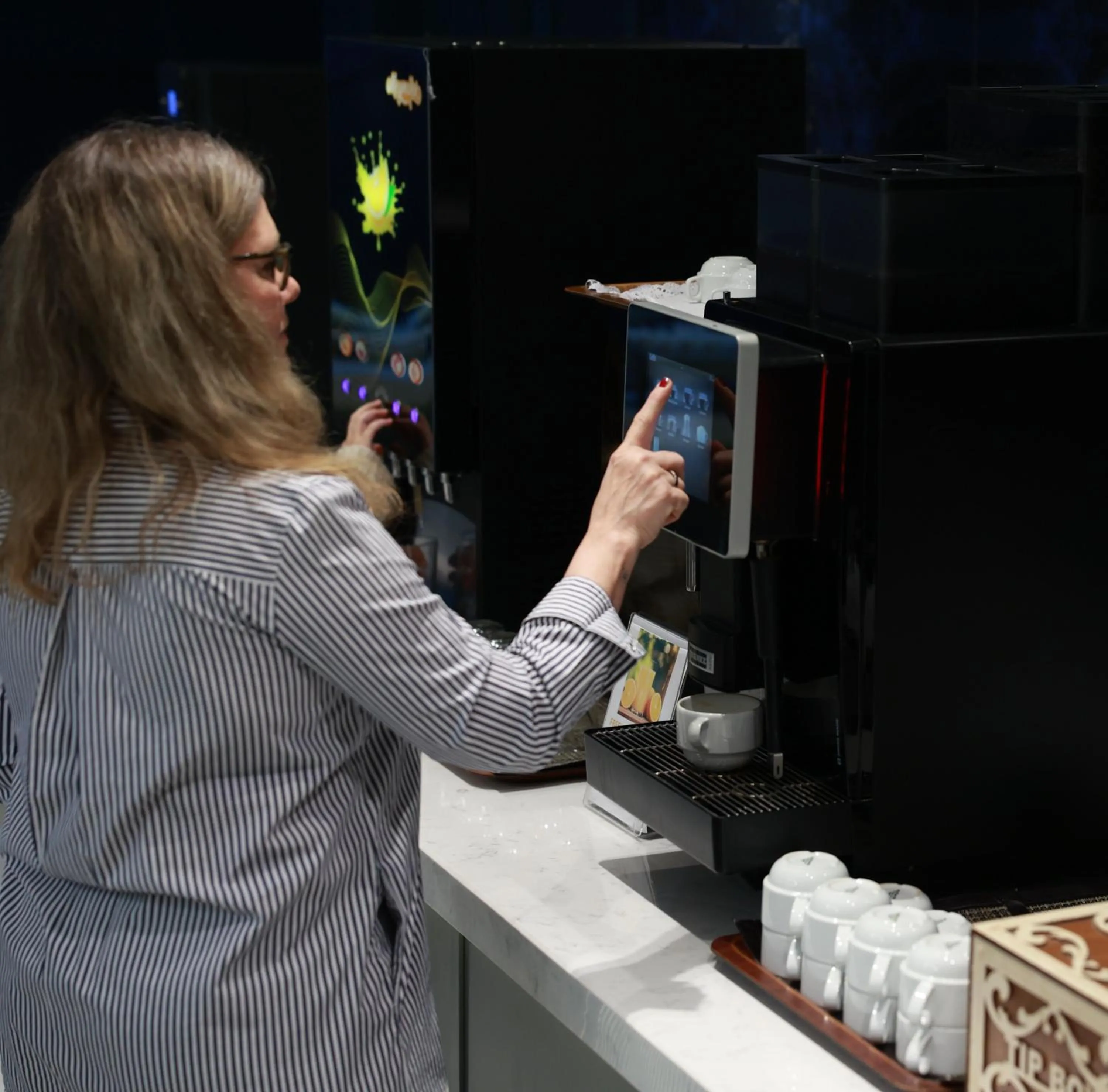 Coffee/tea facilities in Nova Plaza Crystal Hotel & Spa