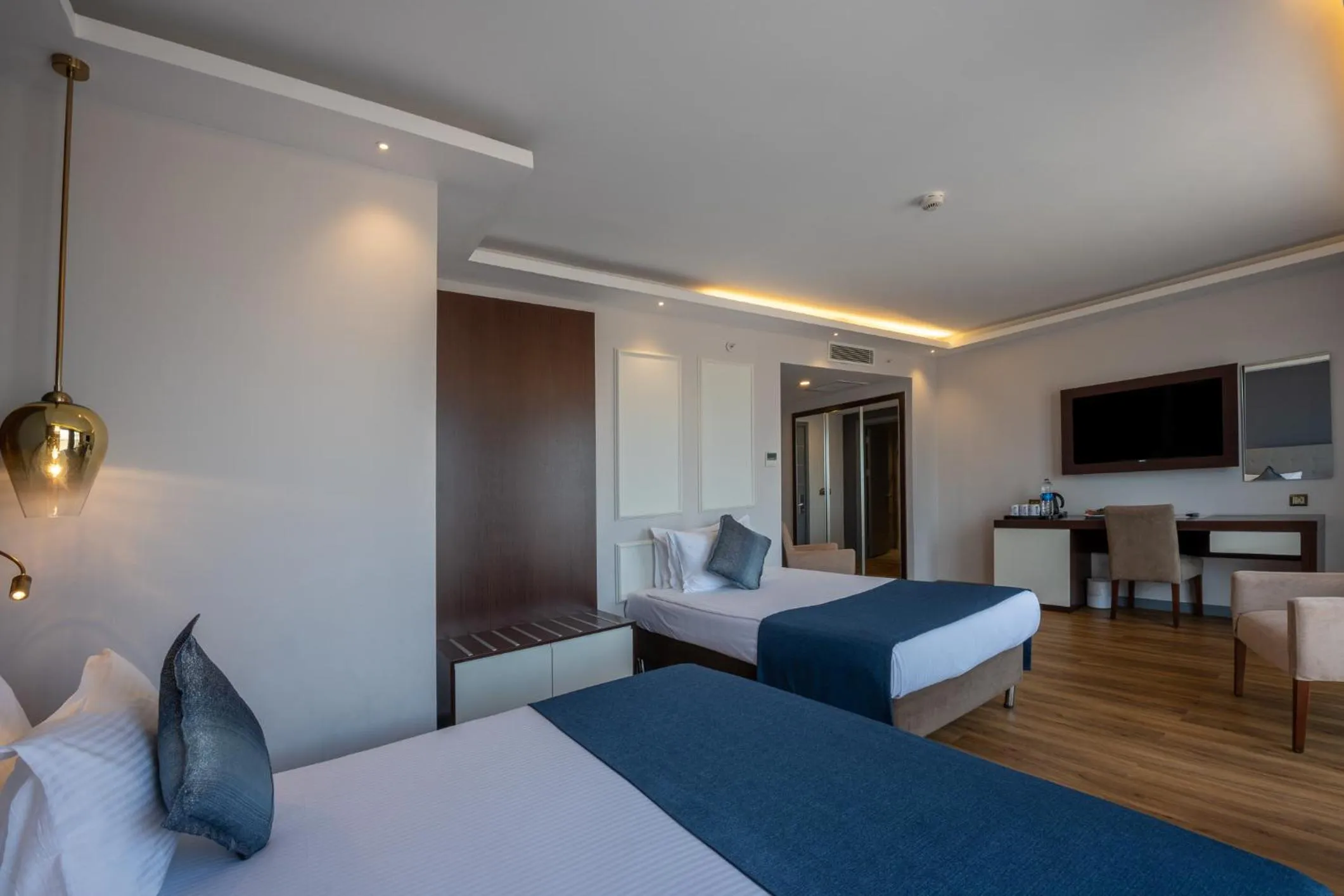 Photo of the whole room, Bed in Nova Plaza Crystal Hotel & Spa