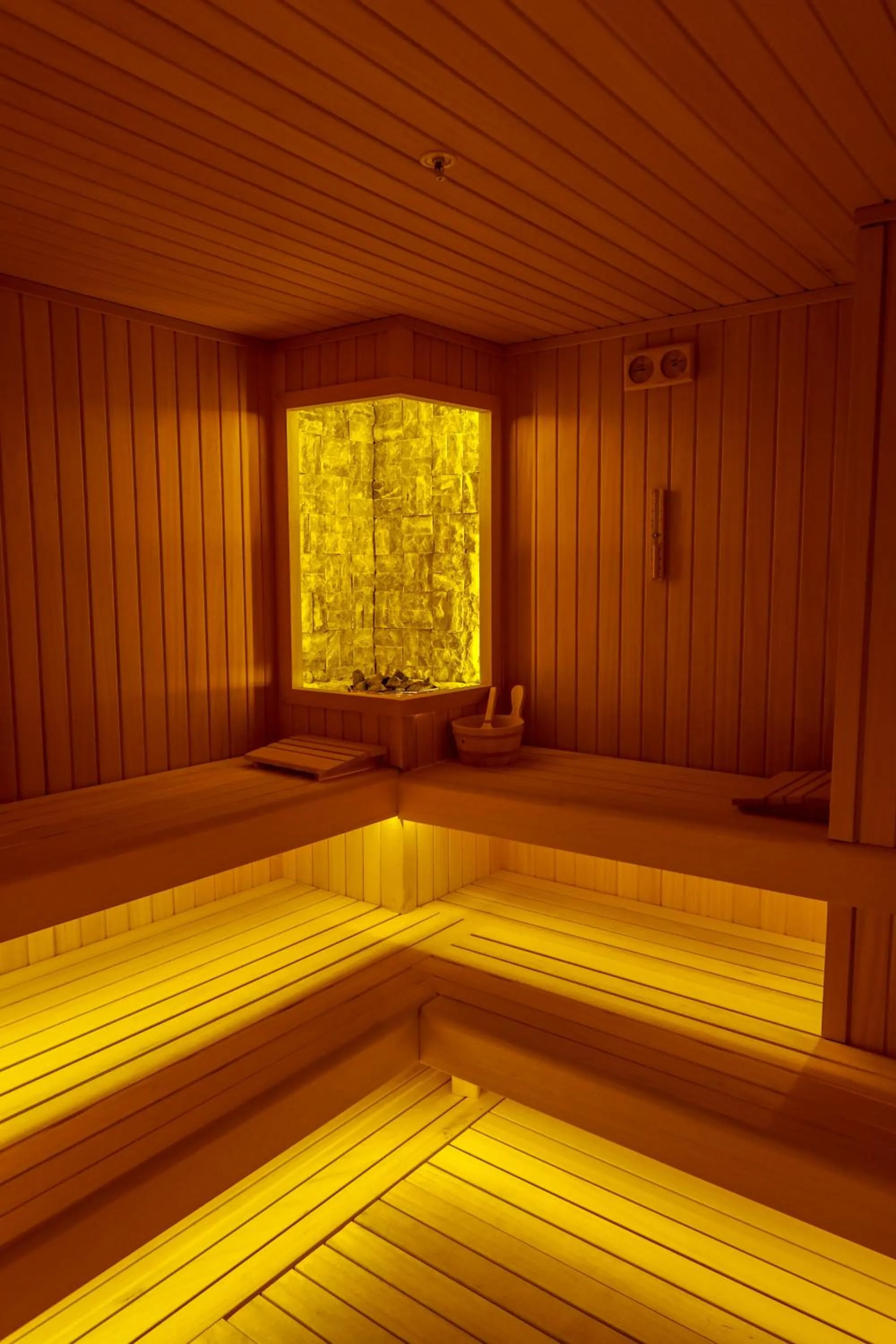 Sauna in Nova Plaza Crystal Hotel & Spa