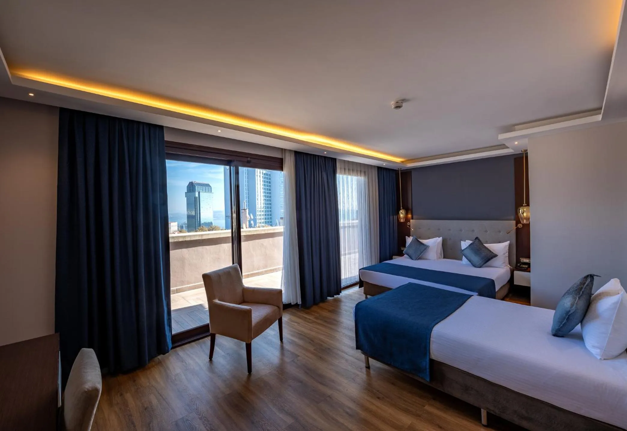 Photo of the whole room, Bed in Nova Plaza Crystal Hotel & Spa