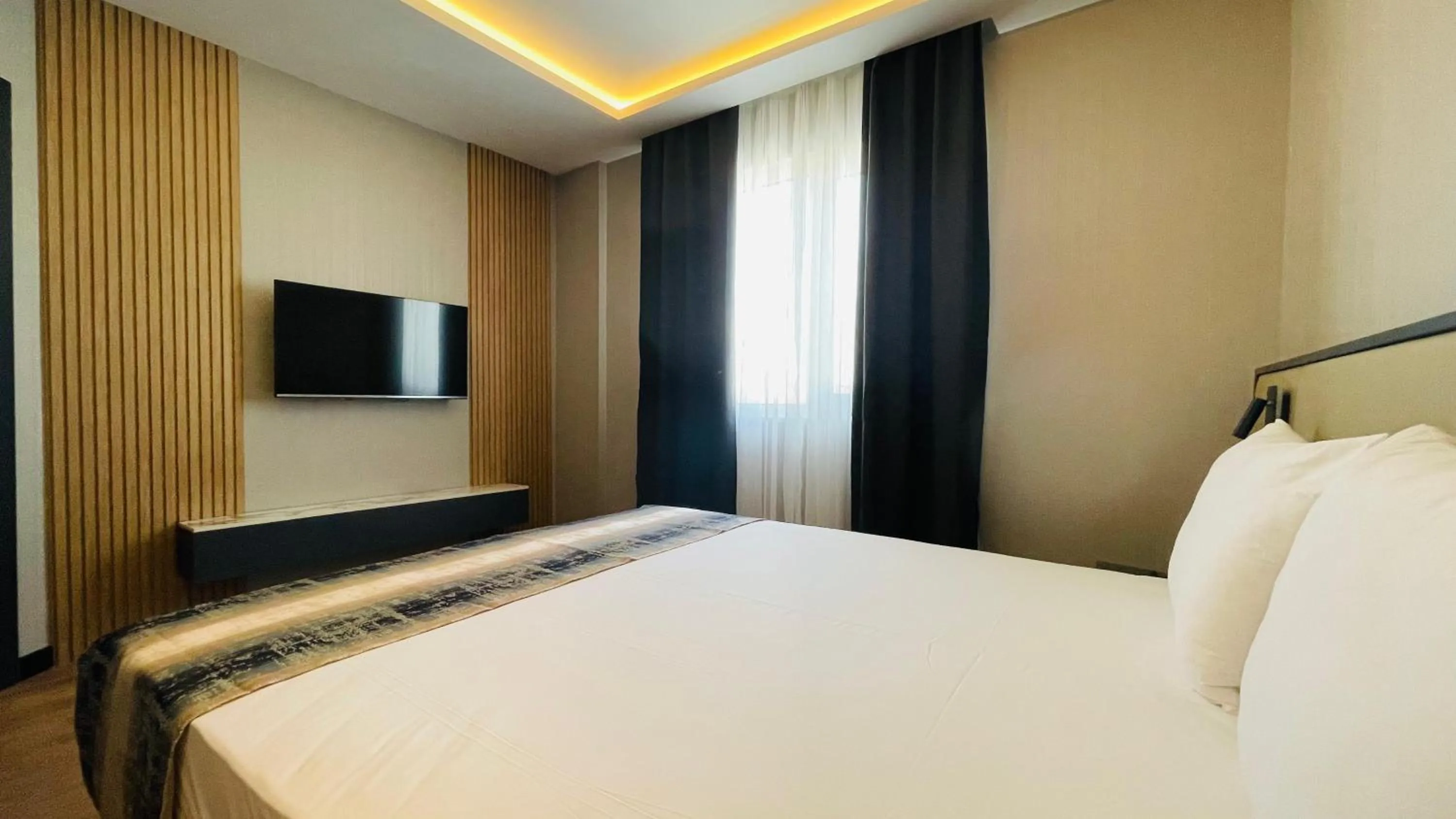 Bed in Osmanbey Fatih Hotel