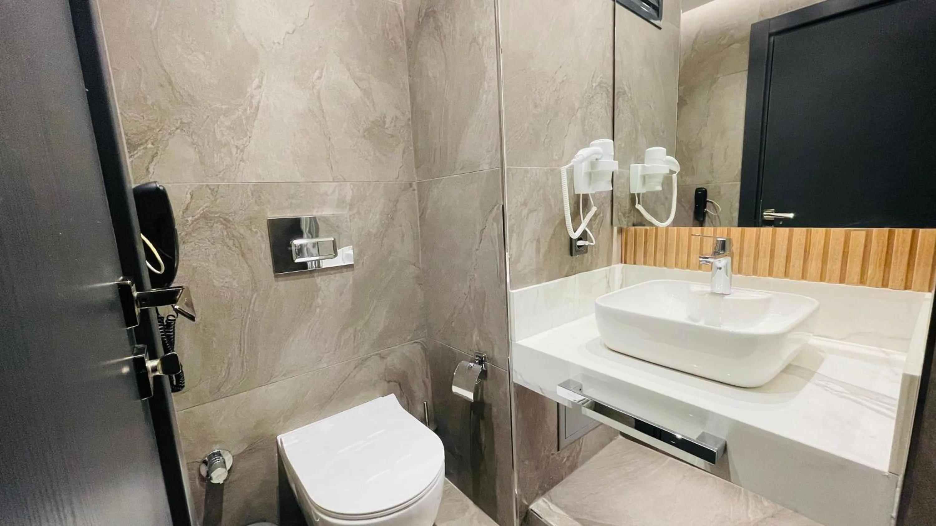 Bathroom in Osmanbey Fatih Hotel