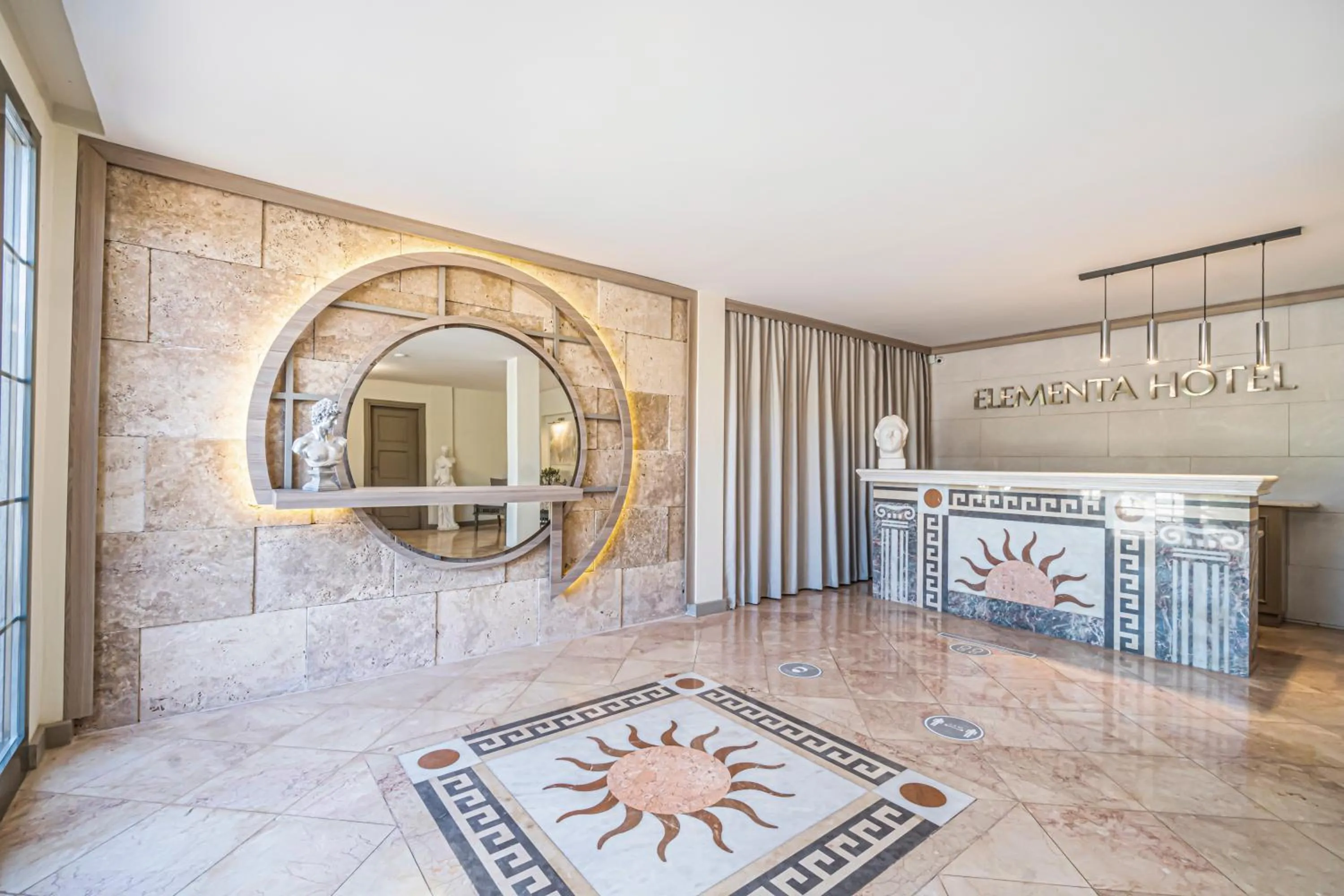 Lobby or reception in Elementa Boutique Hotel - Adults Only