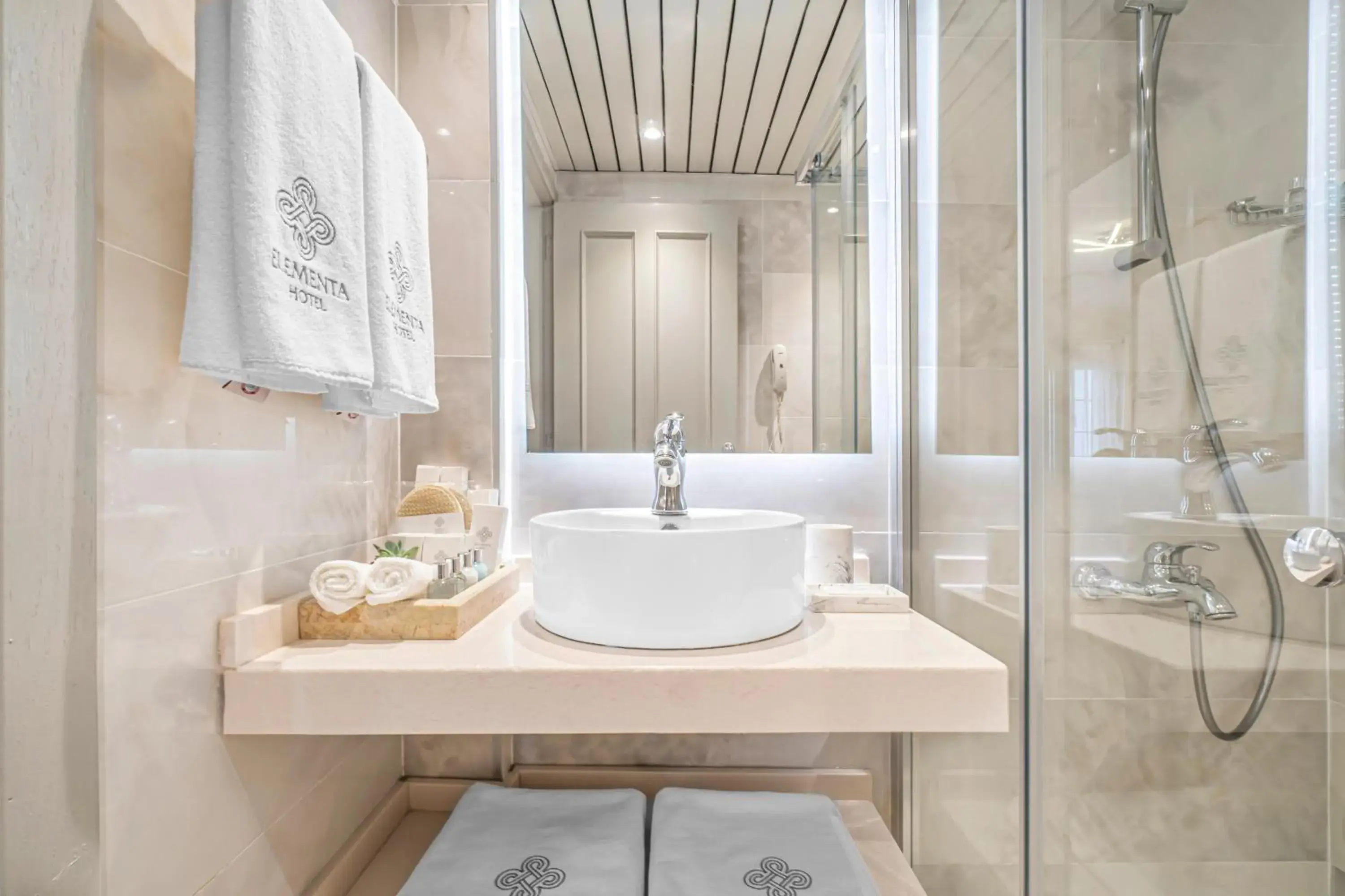 Superior Double or Twin Room in Elementa Boutique Hotel - Adults Only Superior Double or Twin Room in Elementa Boutique Hotel - Adults Only