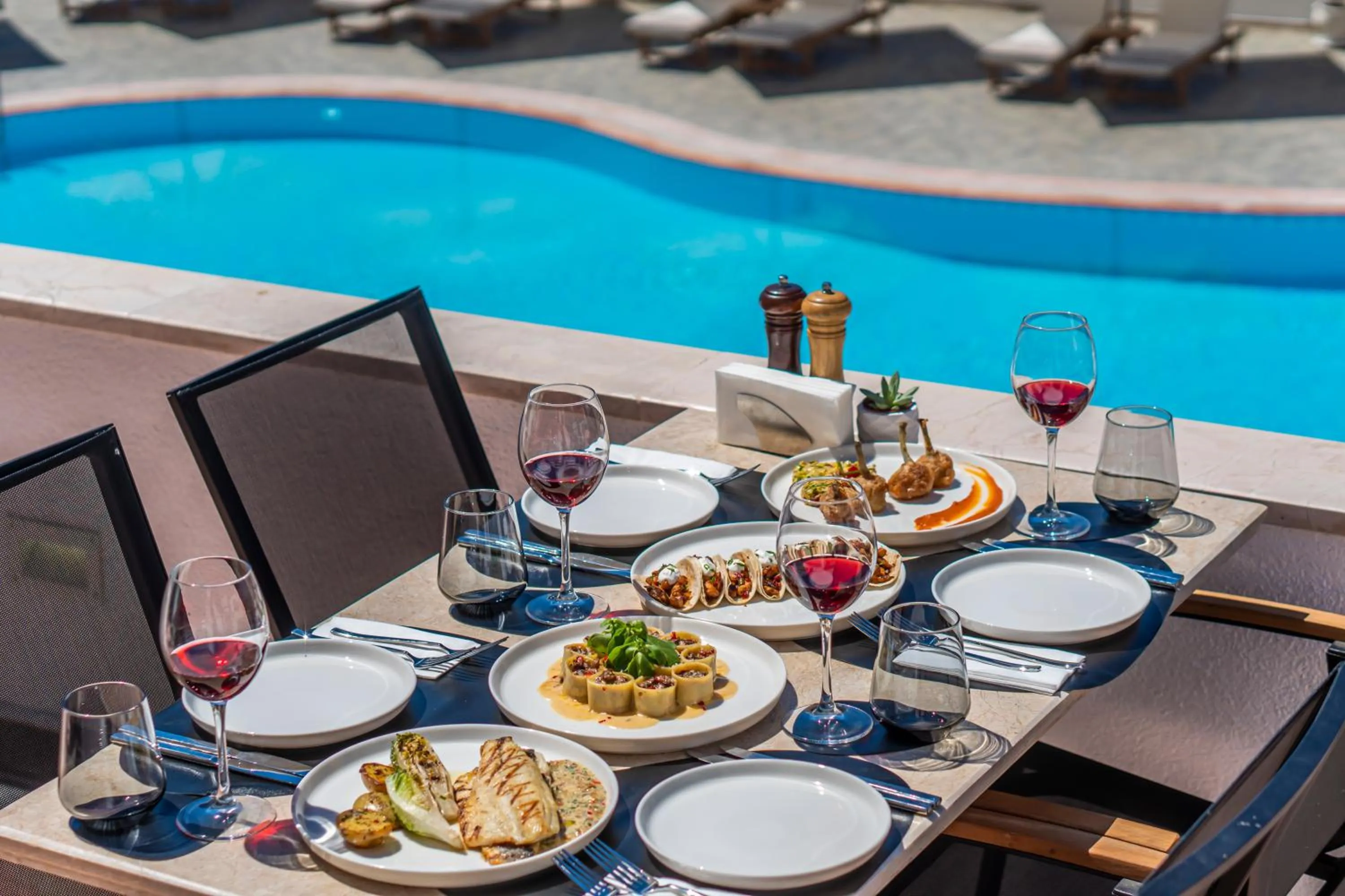 Food in Elementa Boutique Hotel - Adults Only