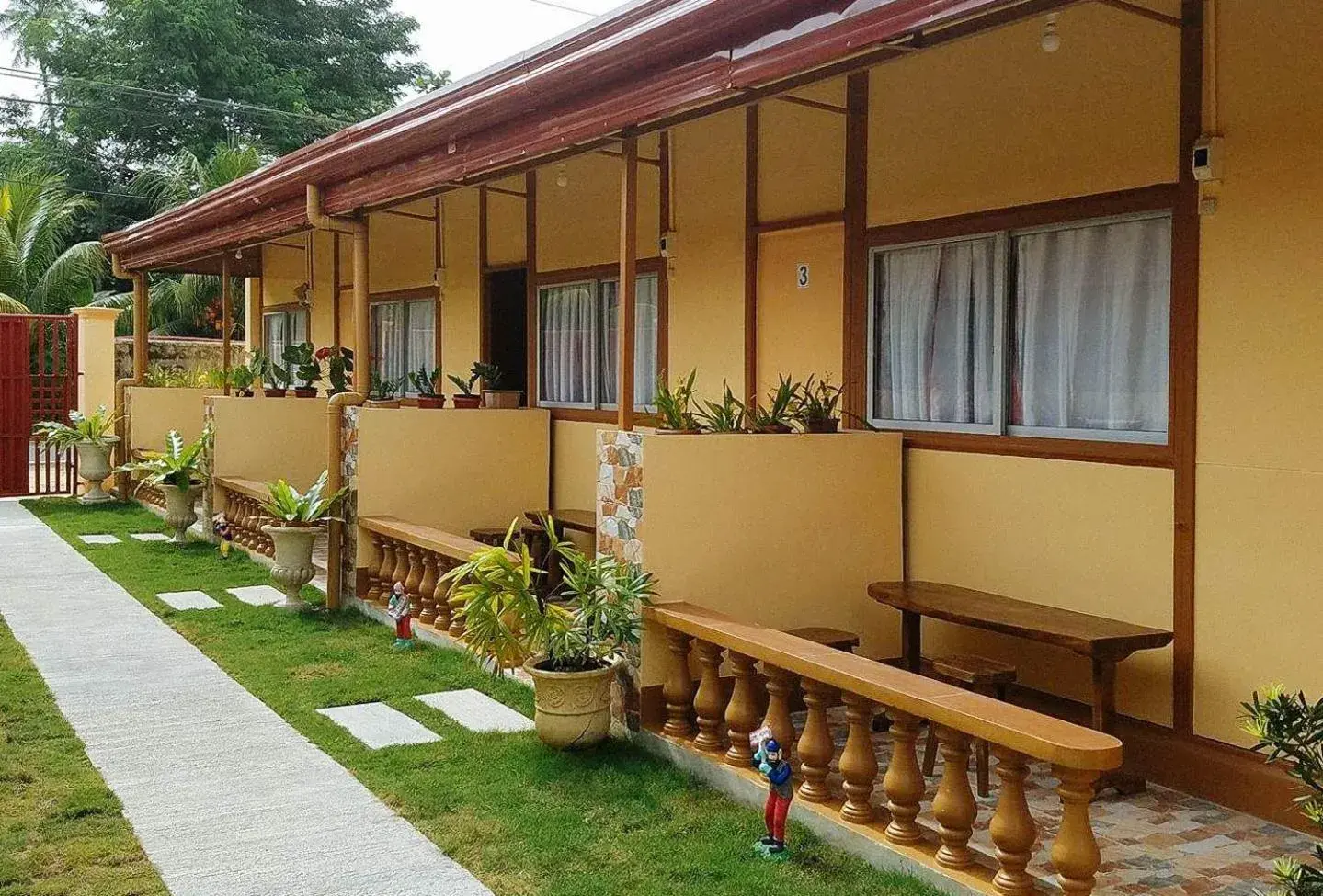 RedDoorz at Shandy's Transient House Palompon RedDoorz at Shandy's Transient House Palompon