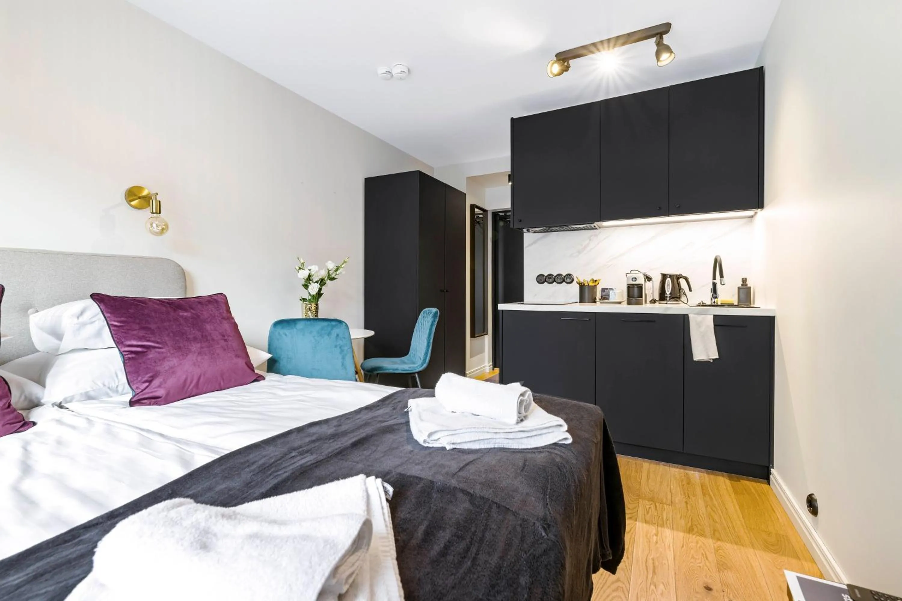 Bed in Bob W Tallinn City Centre - Avangard