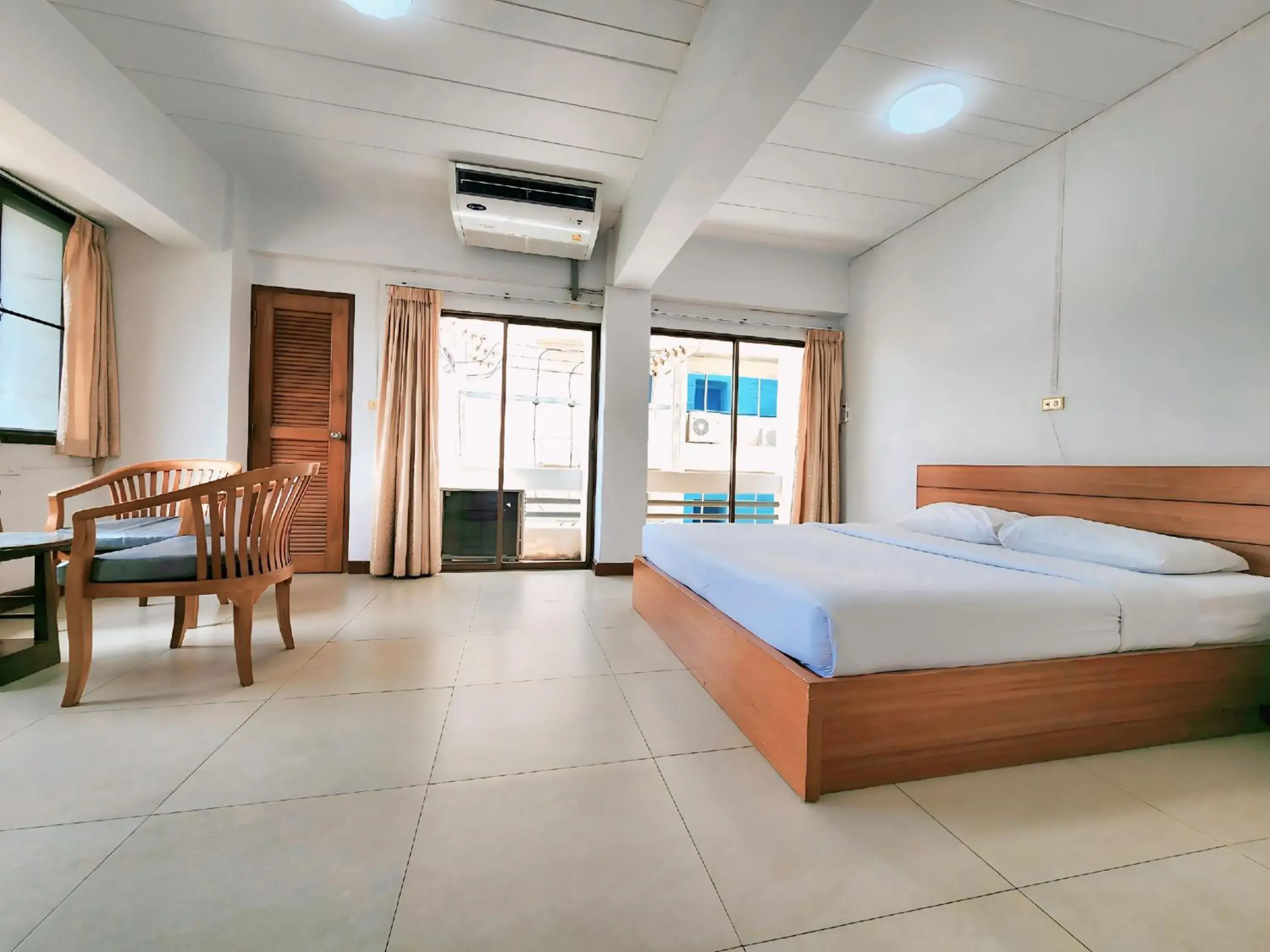 Bed in Siam Palace Hotel Bed in Siam Palace Hotel