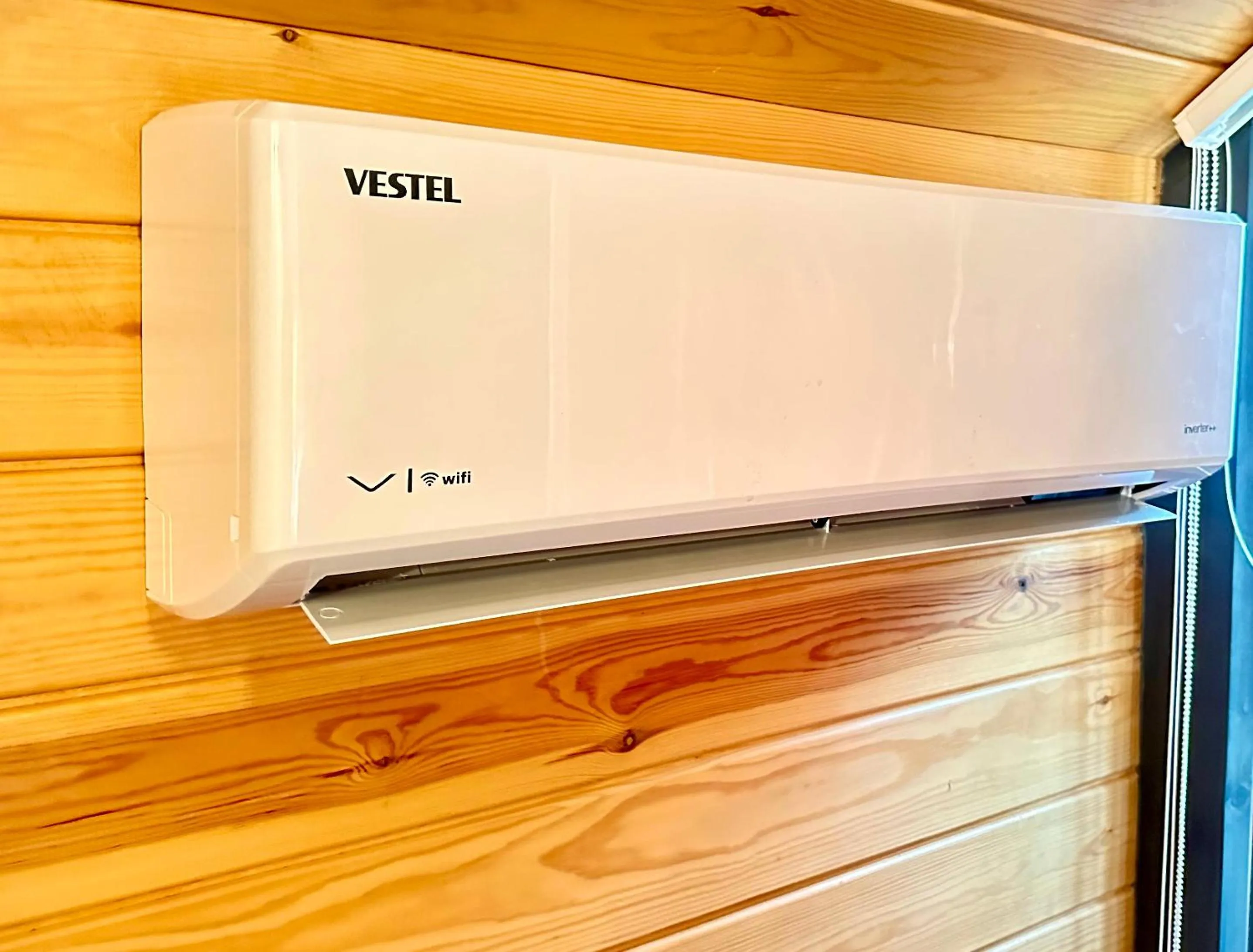 air conditioner in Inanlar Garden Hotel & Bungalow