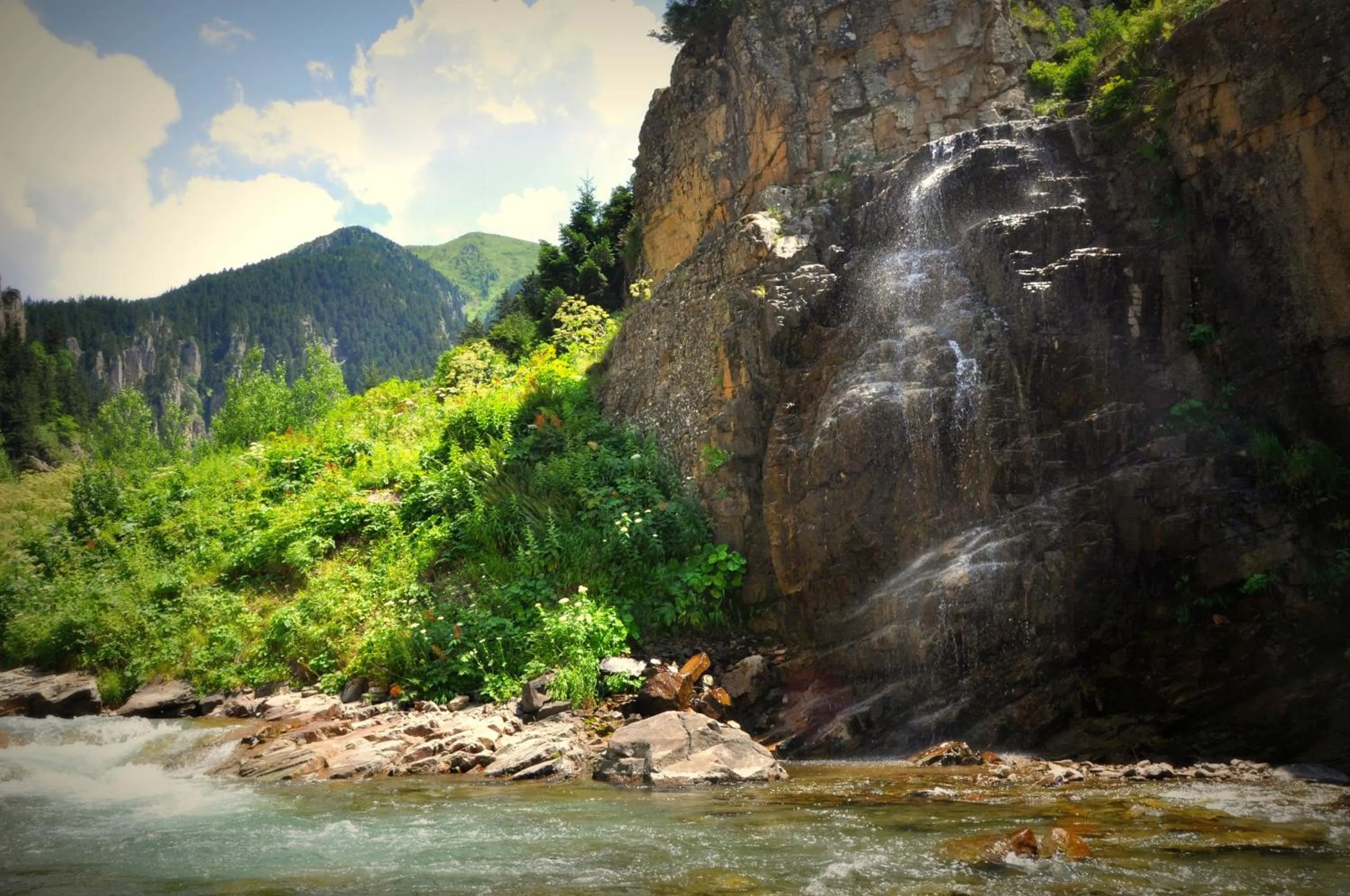 Natural landscape in Inanlar Garden Hotel & Bungalow