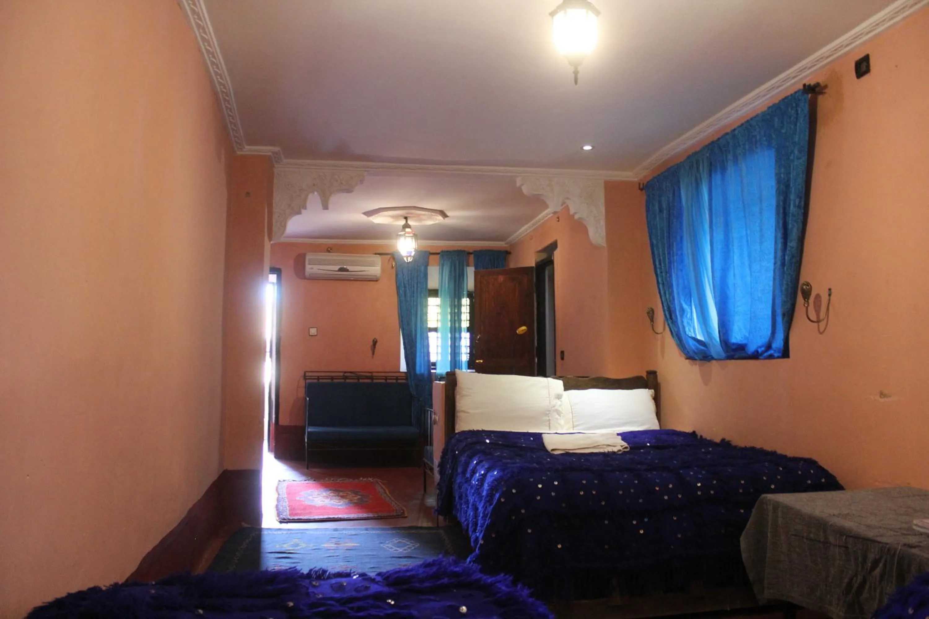 Bed in Chez Yacob kasbah
