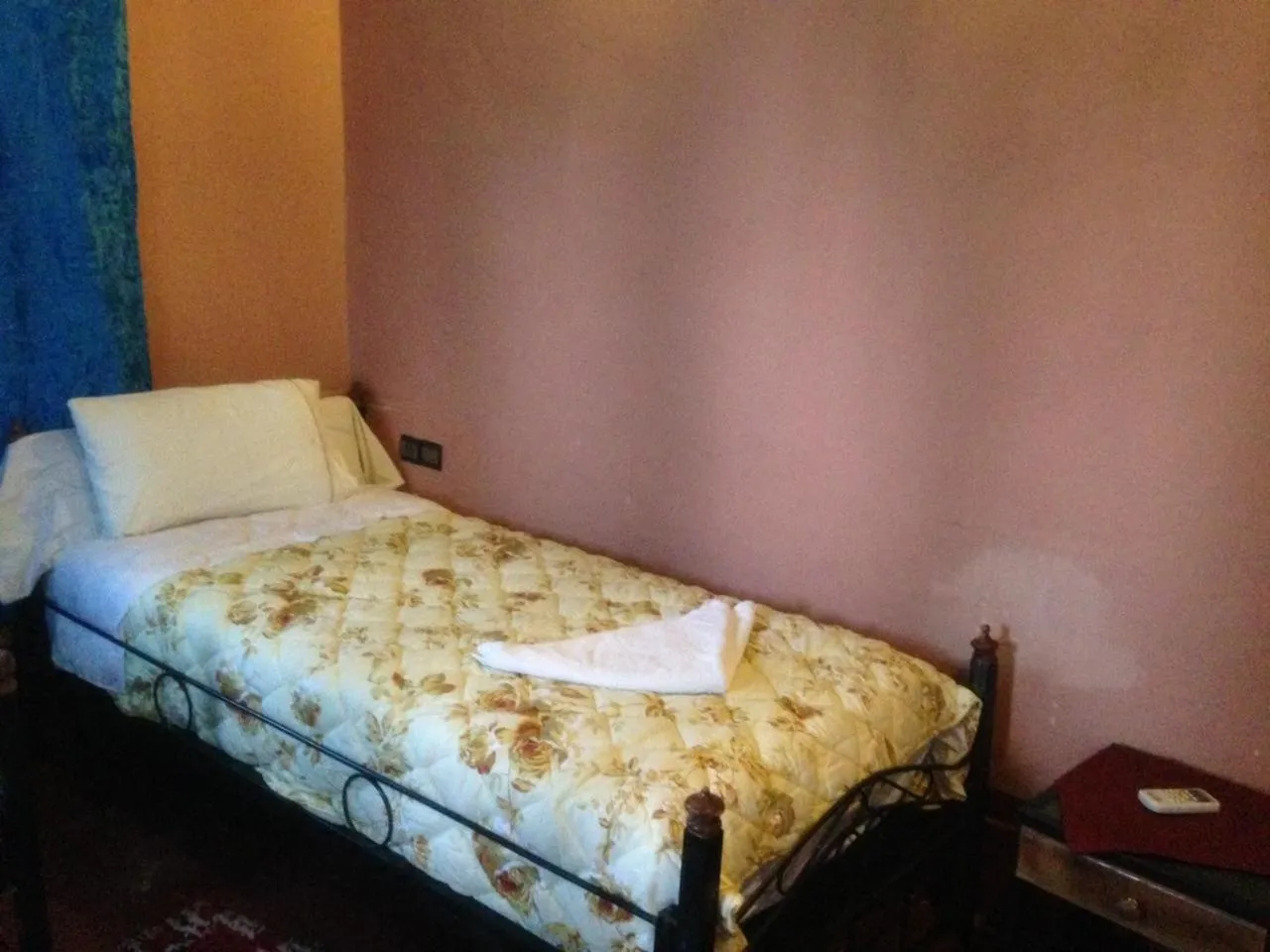 Bed in Chez Yacob kasbah