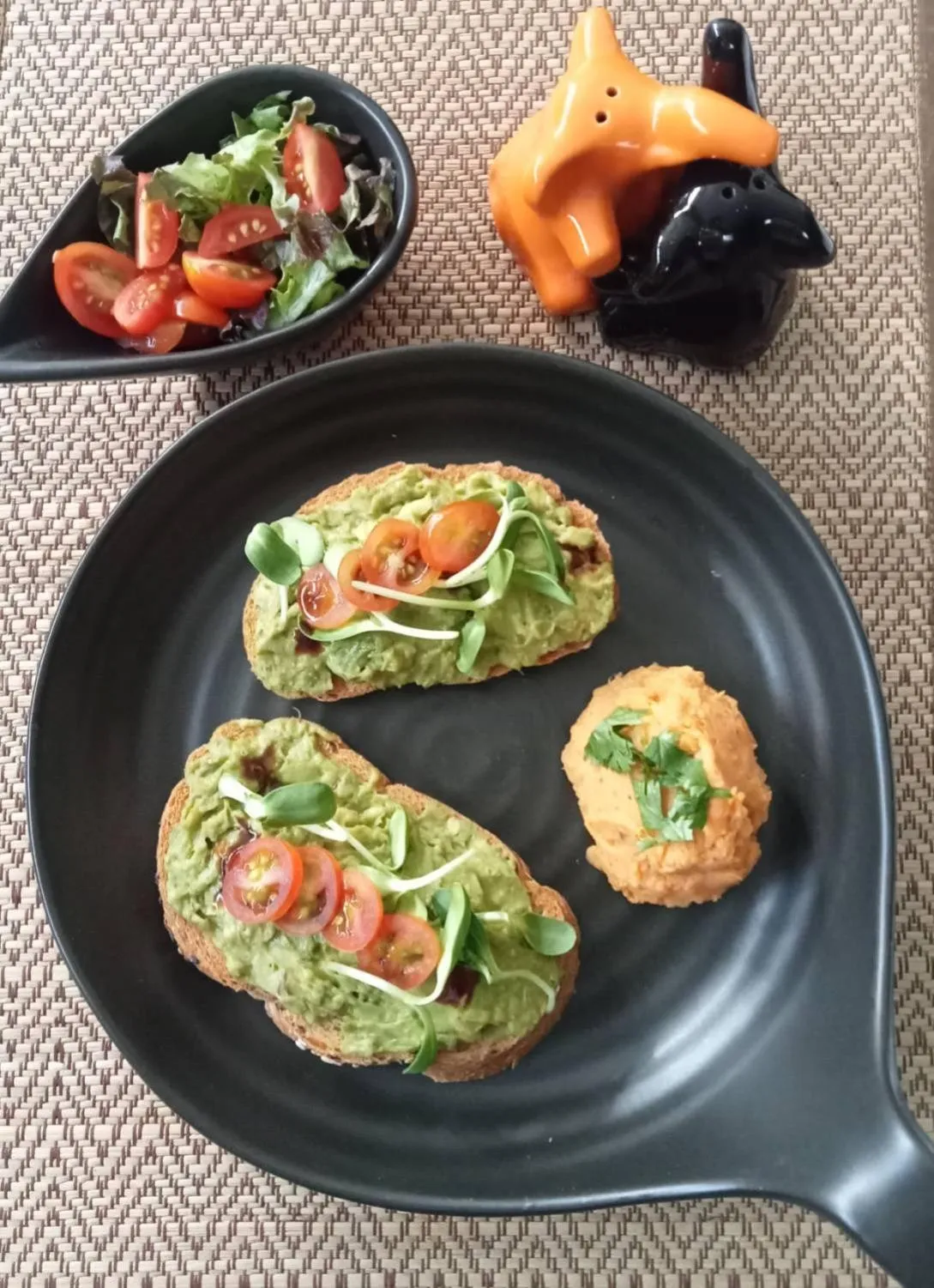 Breakfast in Baba pim villa