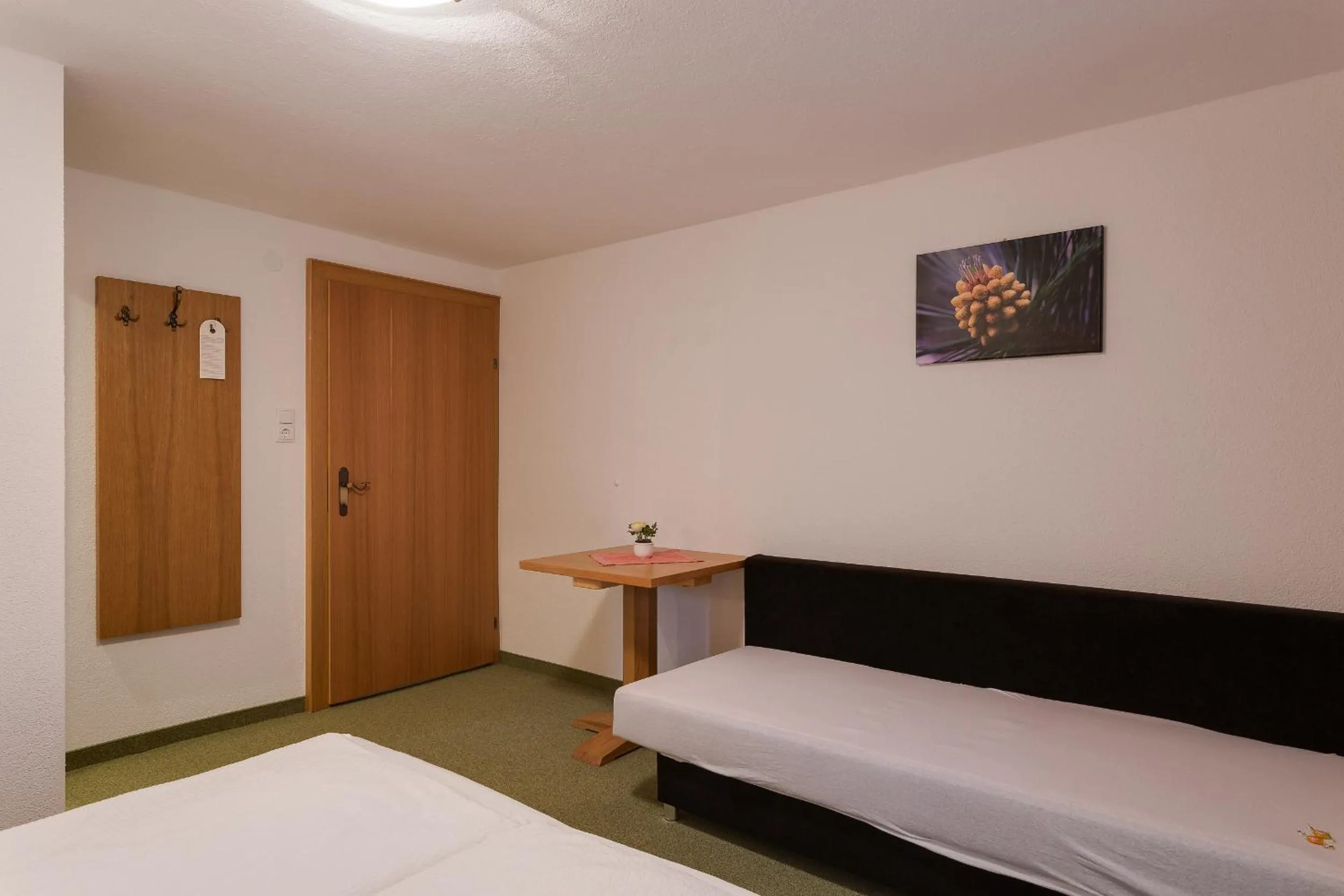 Decorative detail, Bed in Albert'n Haus