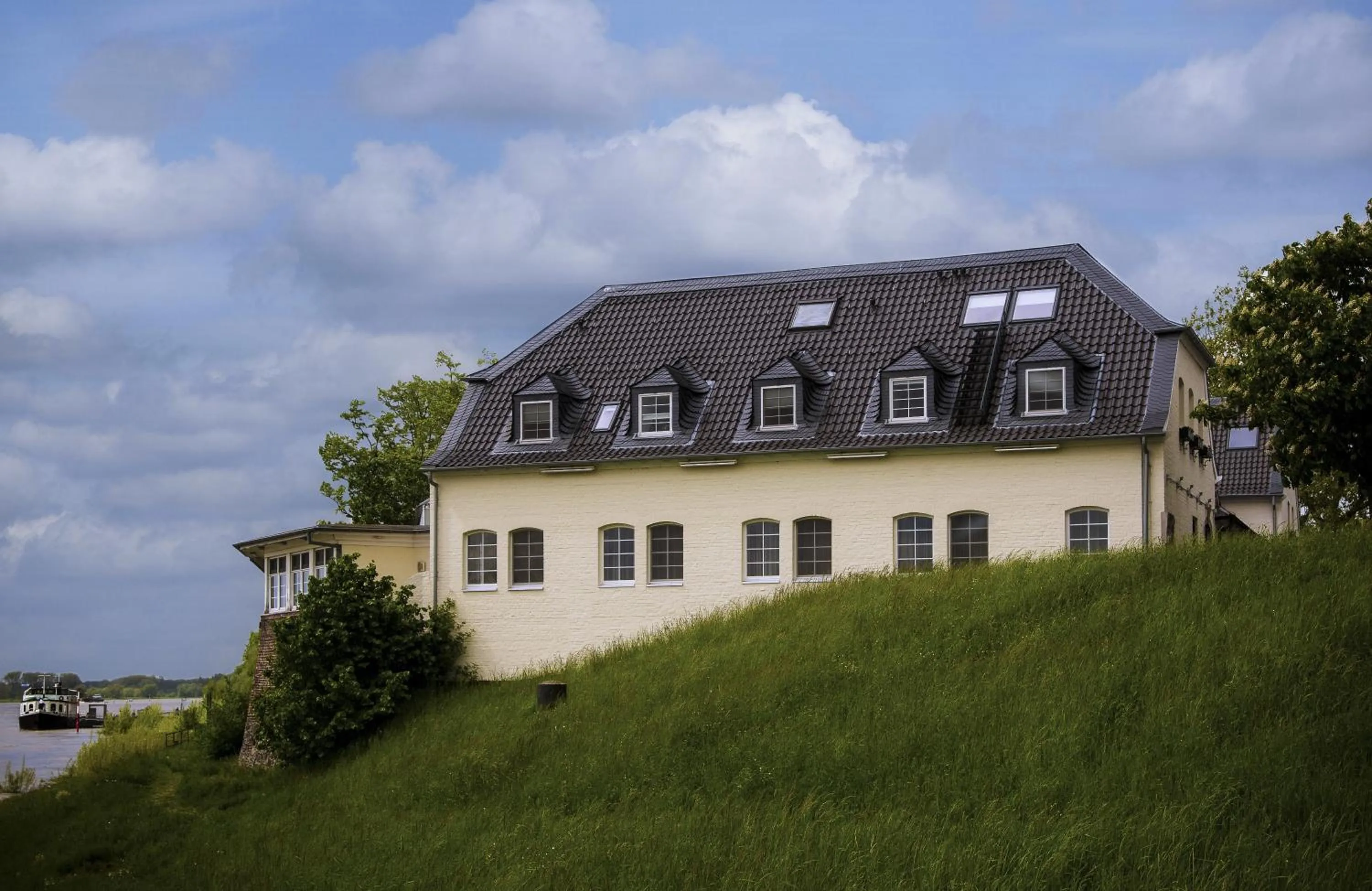 Property building in Schnellenburg