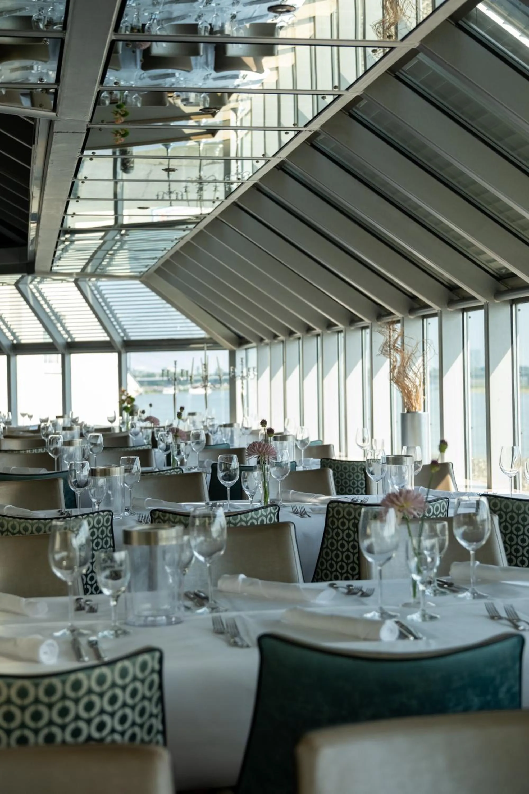 Restaurant/places to eat in Schnellenburg