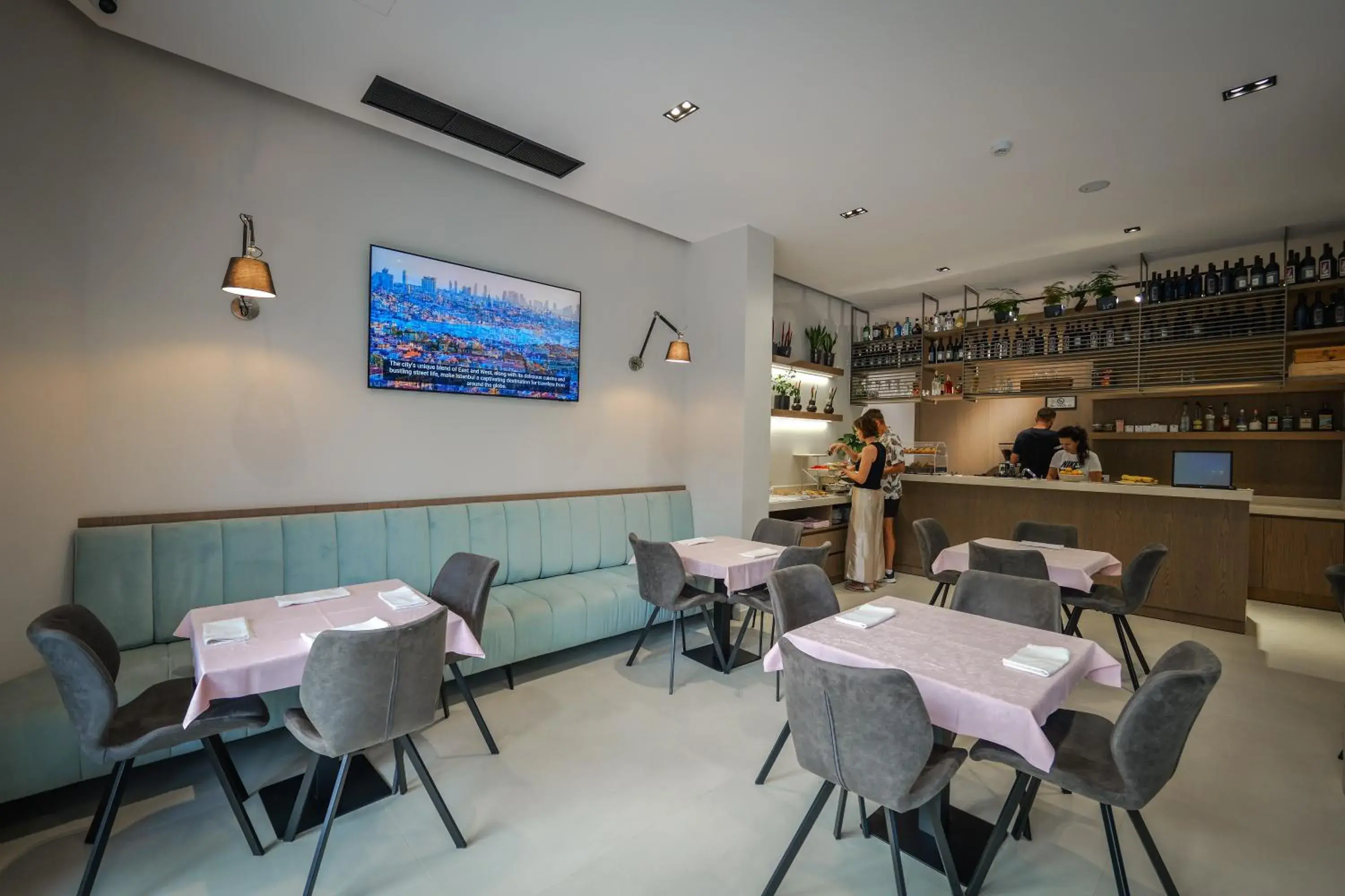 Restaurant/places to eat in Hotel Central Restaurant/places to eat in Hotel Central