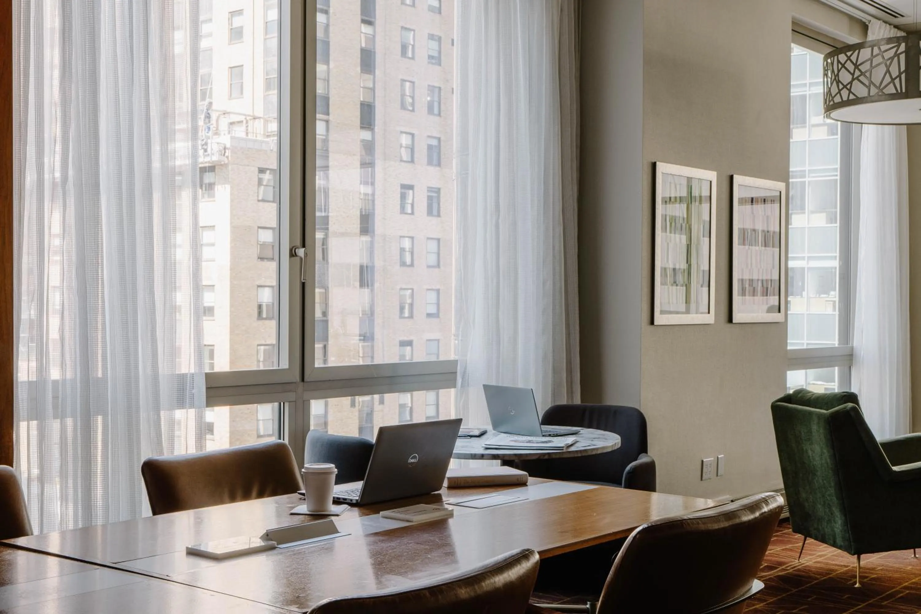 Living room in Club Quarters Hotel Grand Central, New York