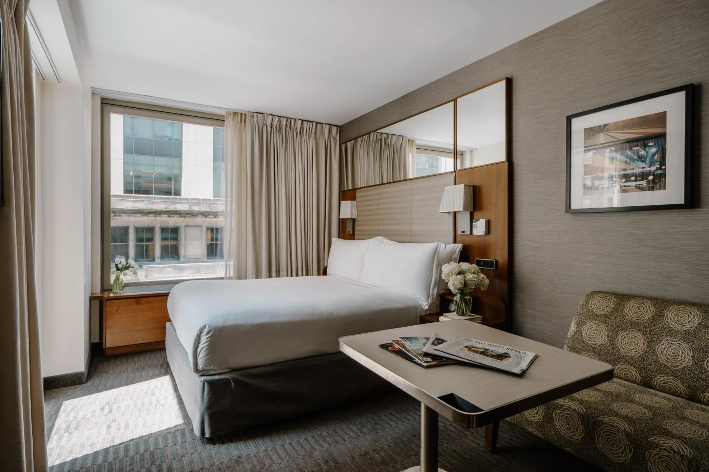 Bed in Club Quarters Hotel Grand Central, New York