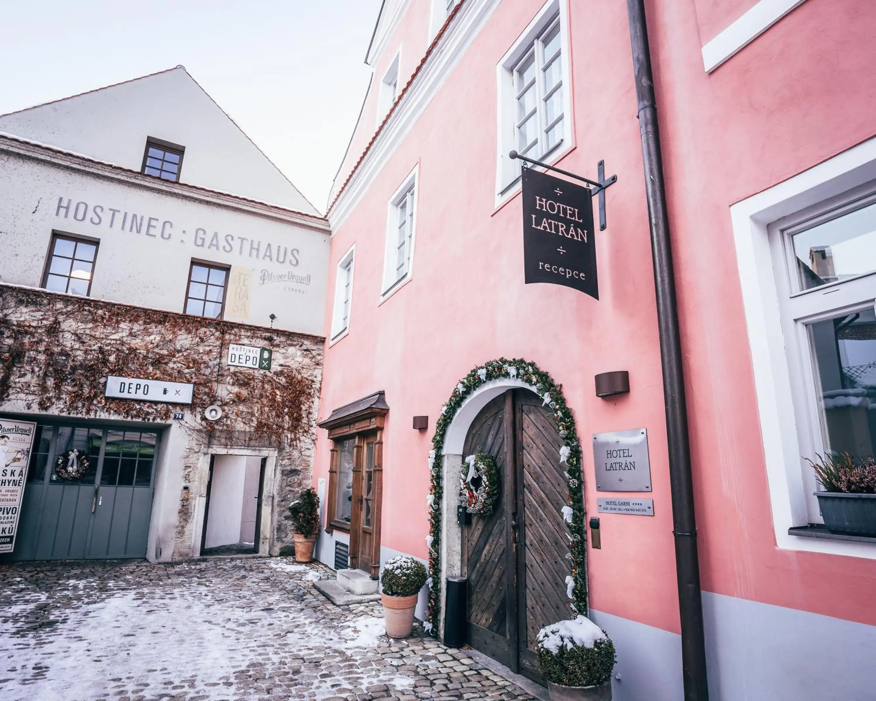Property building in Hotel Latrán Property building in Hotel Latrán