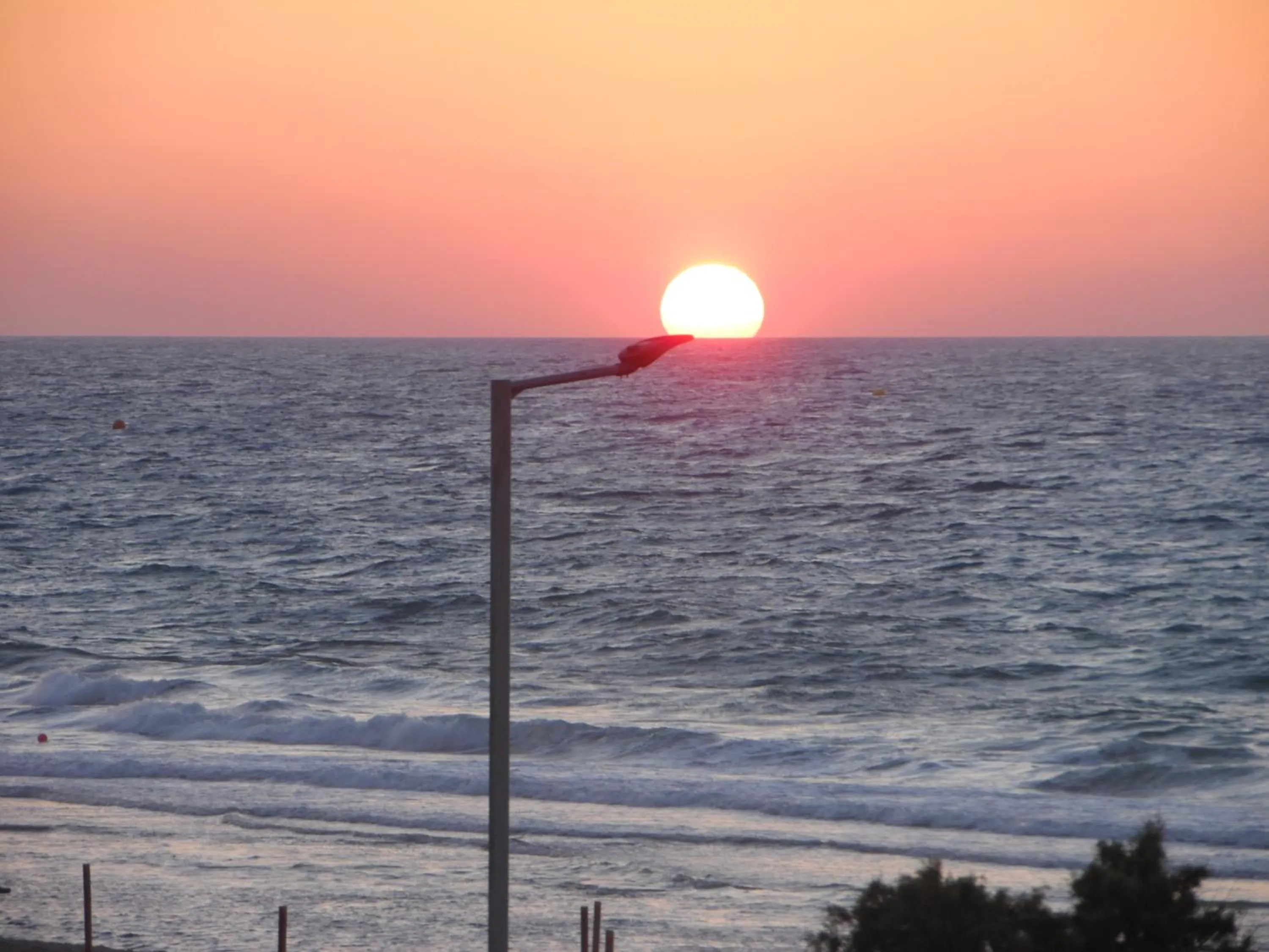 Mike's Beach Apartments & Studios