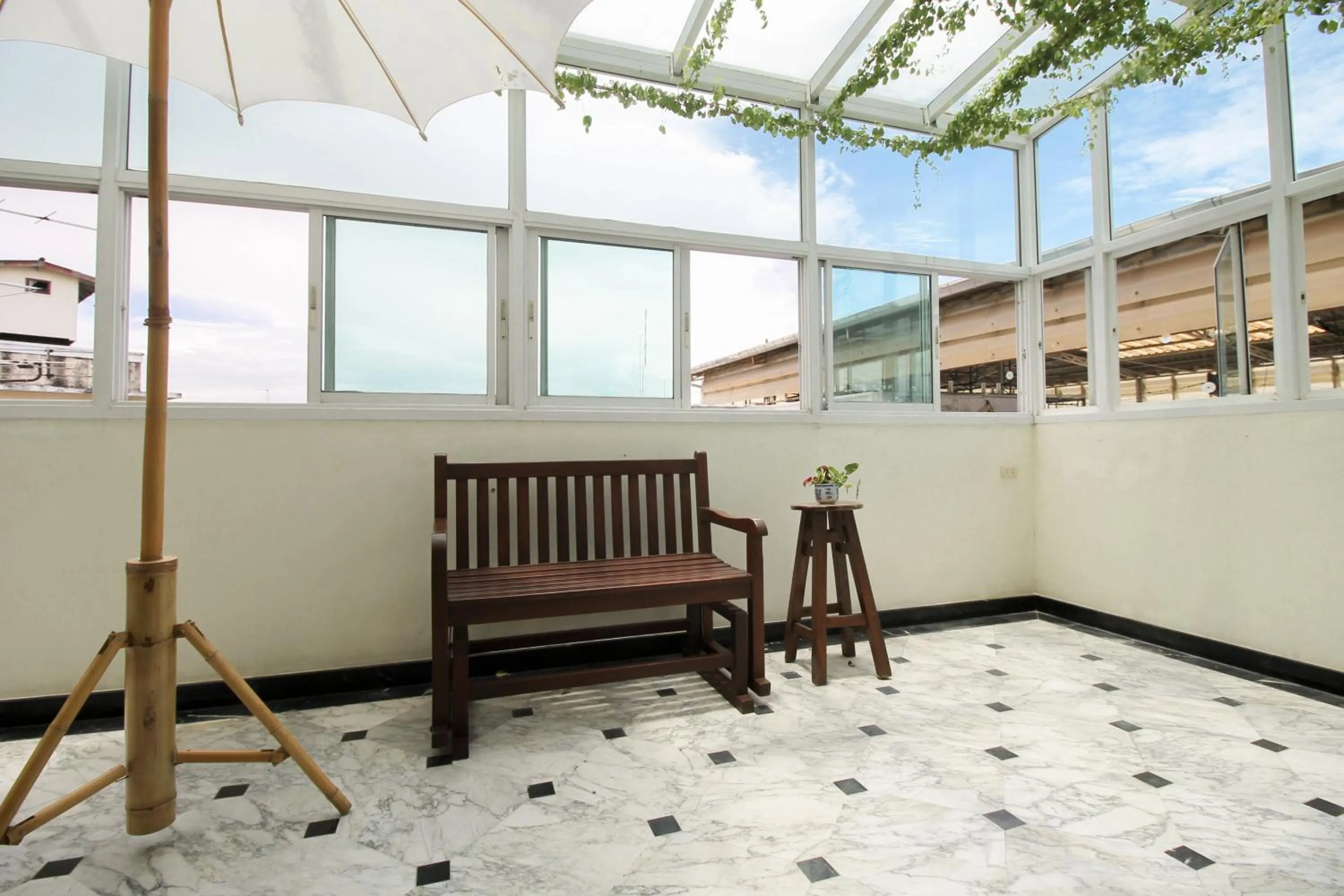 Balcony/Terrace in Sourire at Rattanakosin Island Hotel