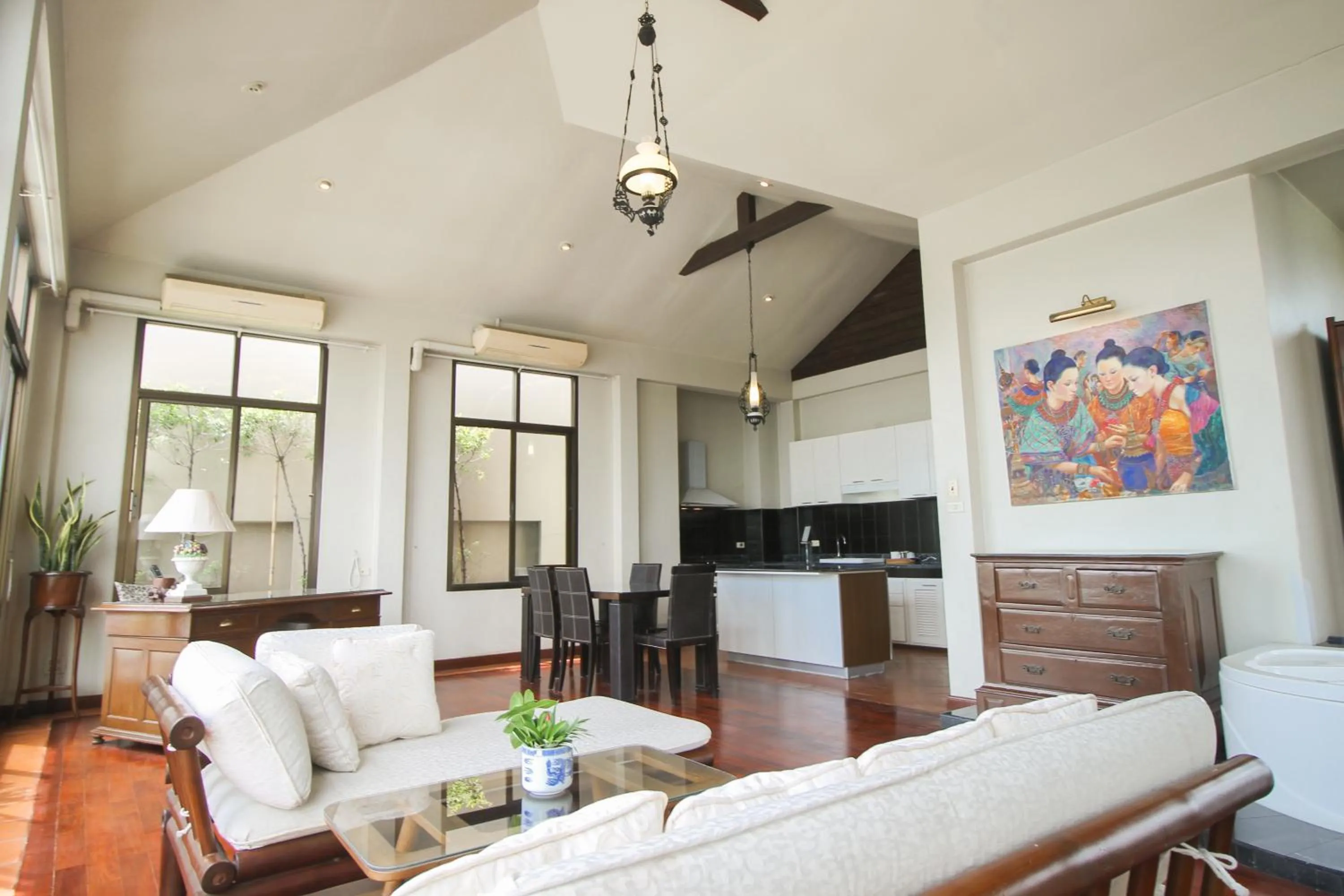 Sourire at Rattanakosin Island Hotel