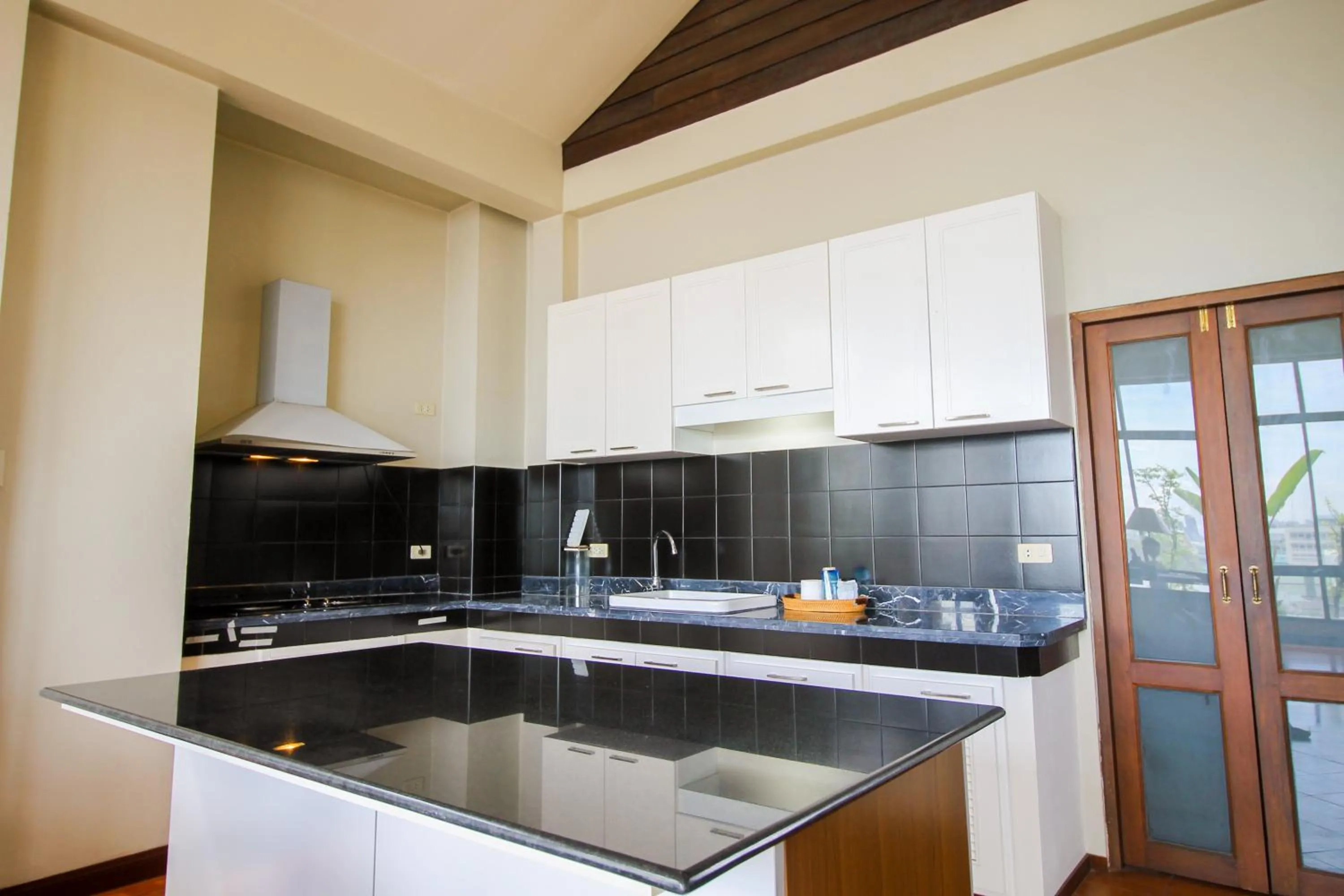 Sourire at Rattanakosin Island Hotel