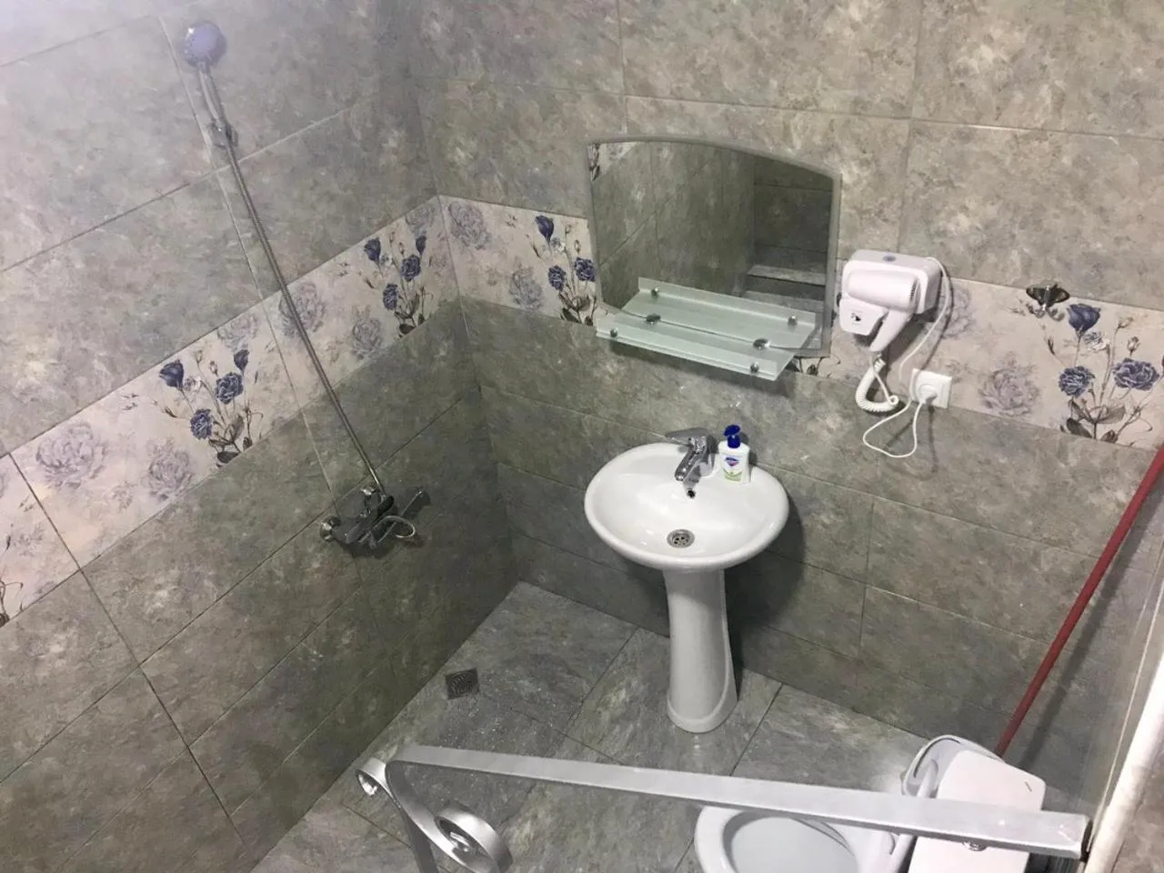 Bathroom in Sweet Memories