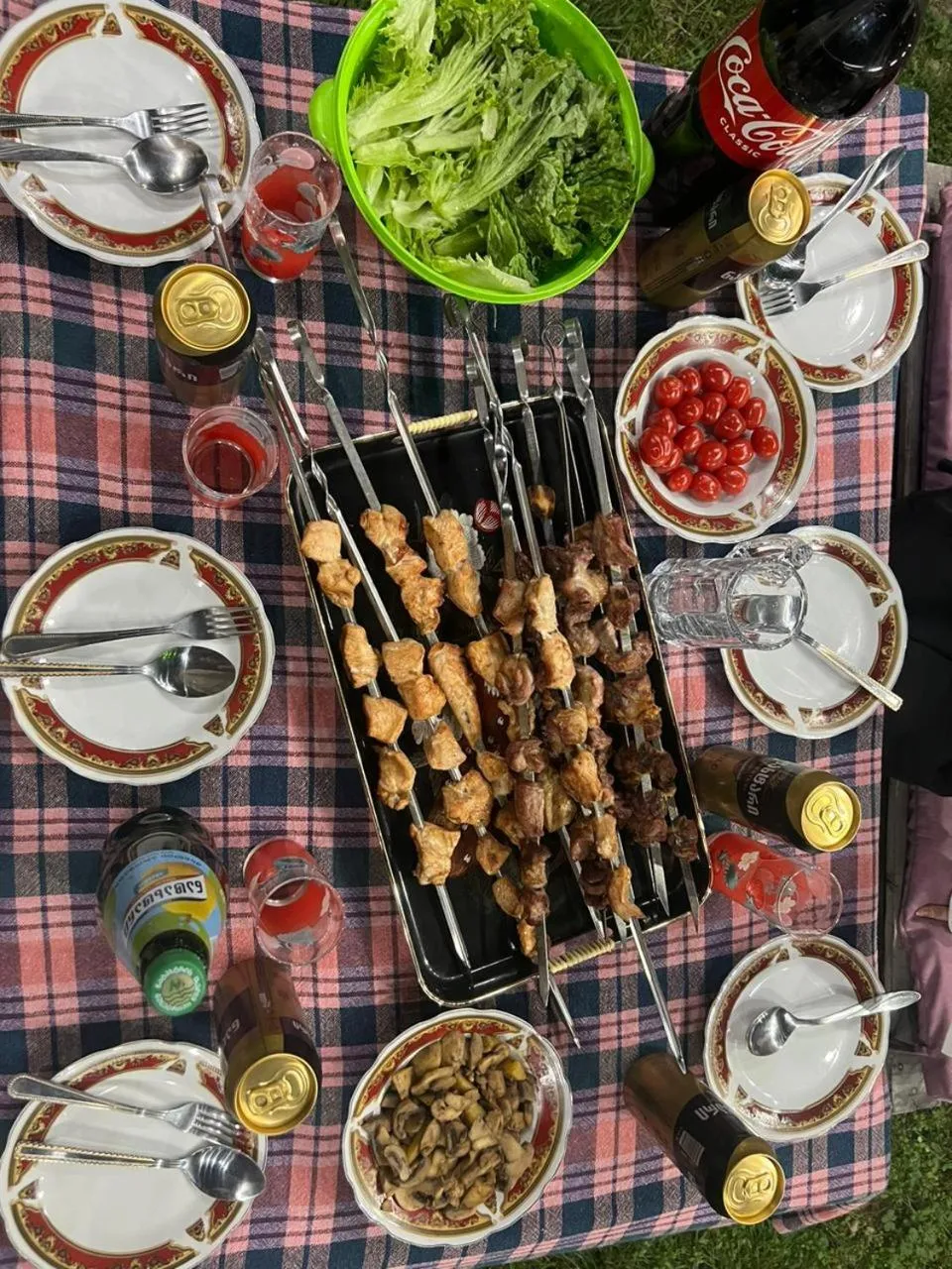 Food and drinks in Sweet Memories