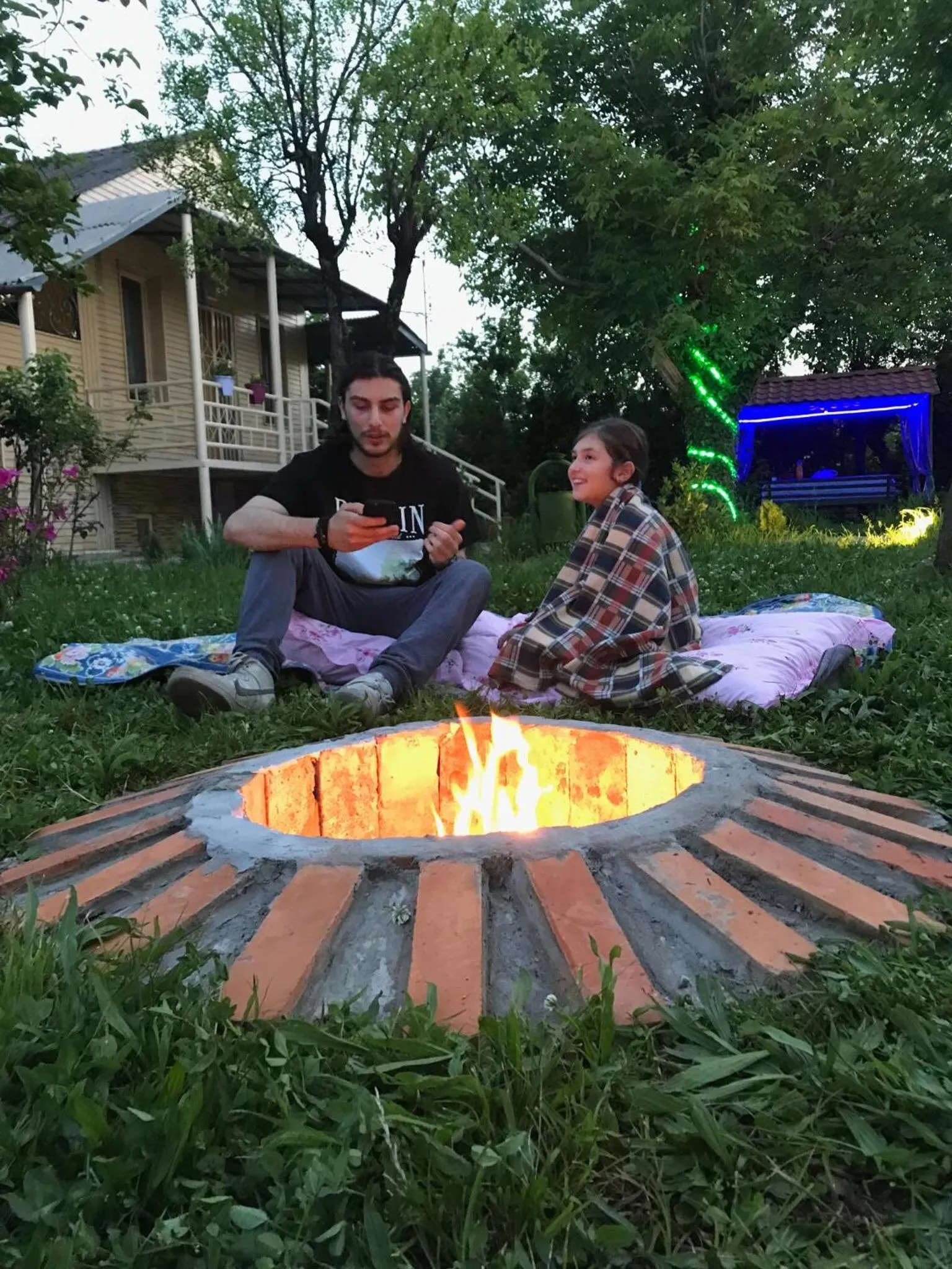 children in Sweet Memories