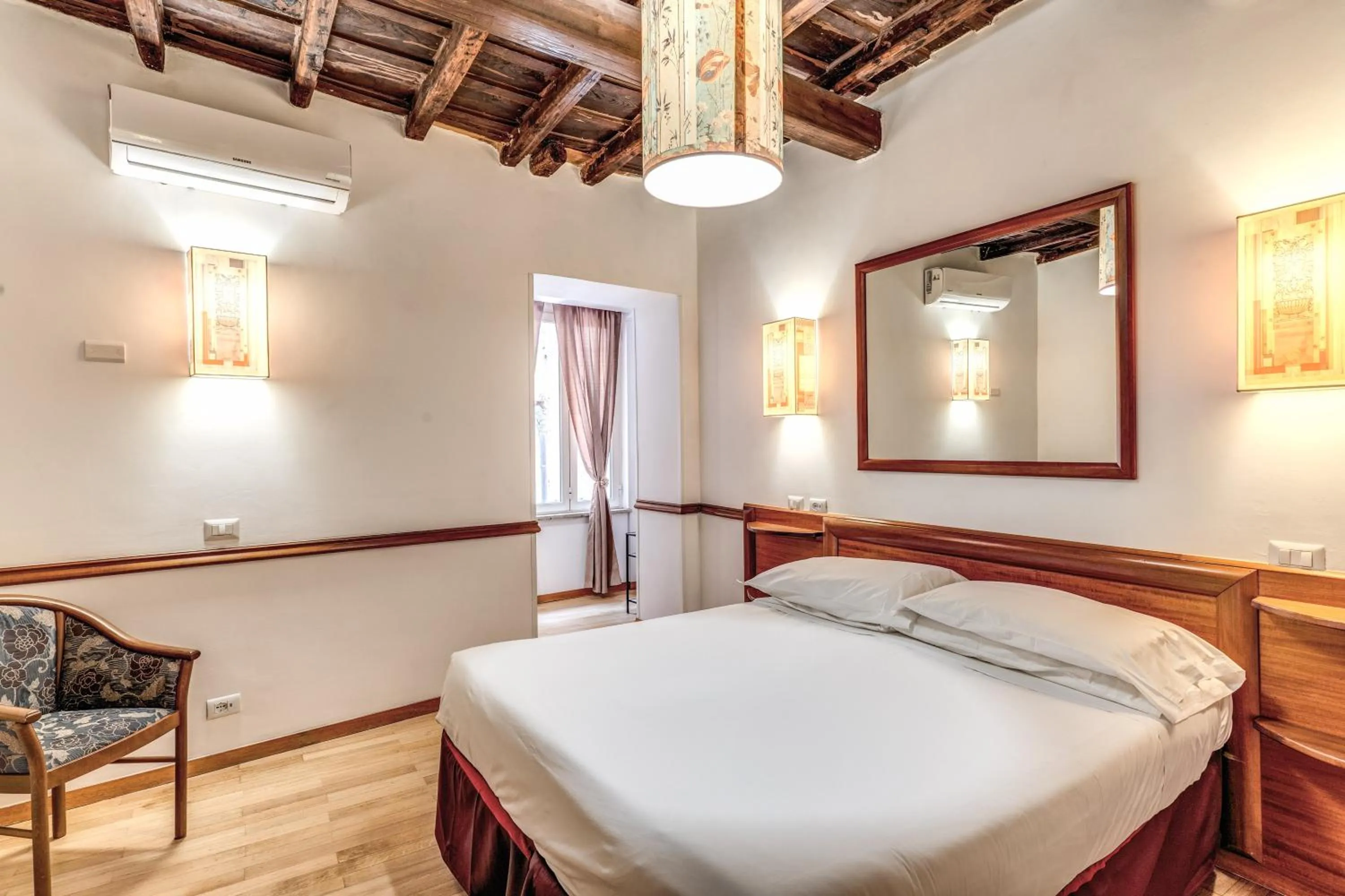 Bed in Hotel Santa Prassede