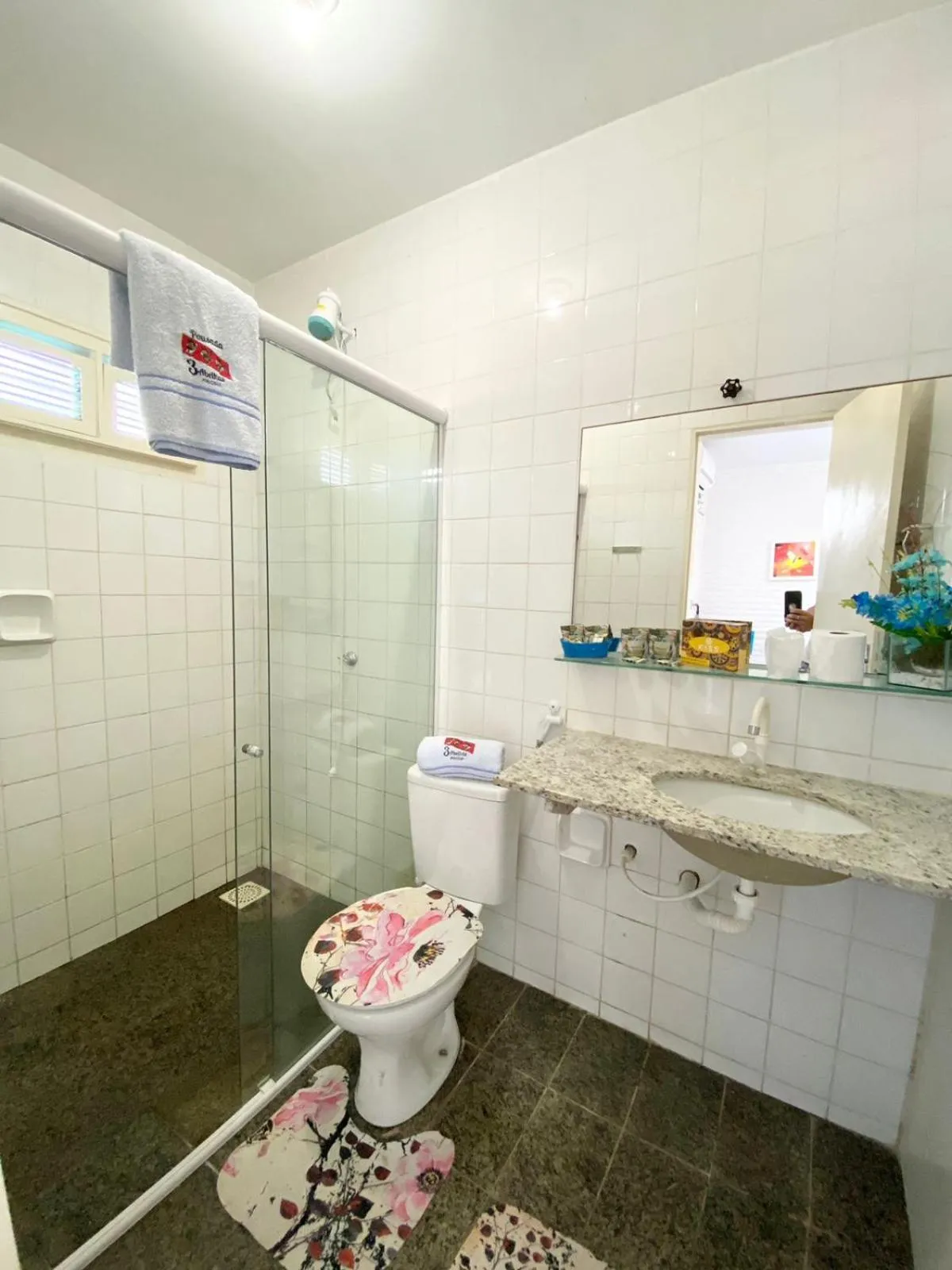 Pousada & Food 3 Abelhas