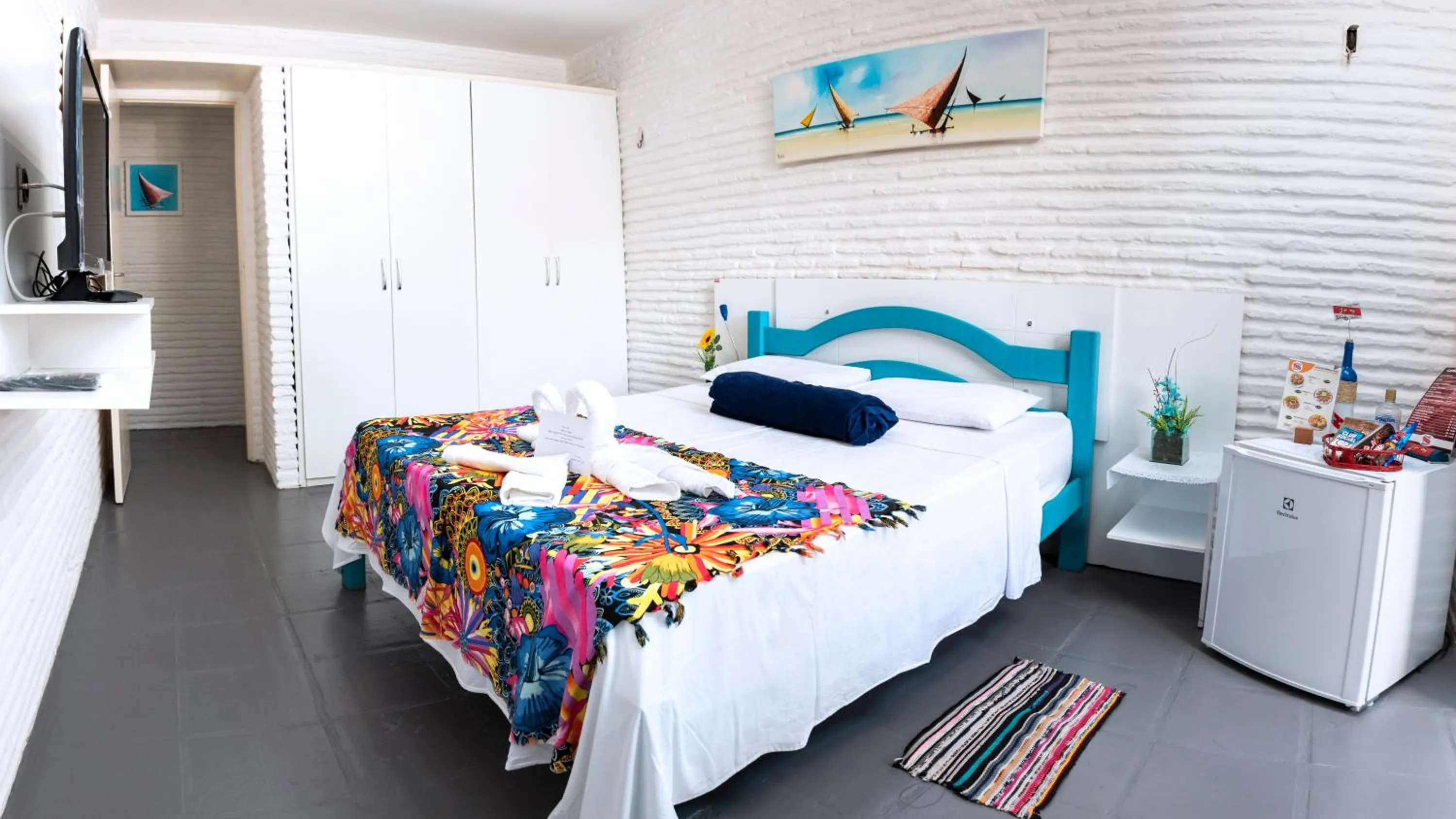 Bedroom, Bed in Pousada & Food 3 Abelhas