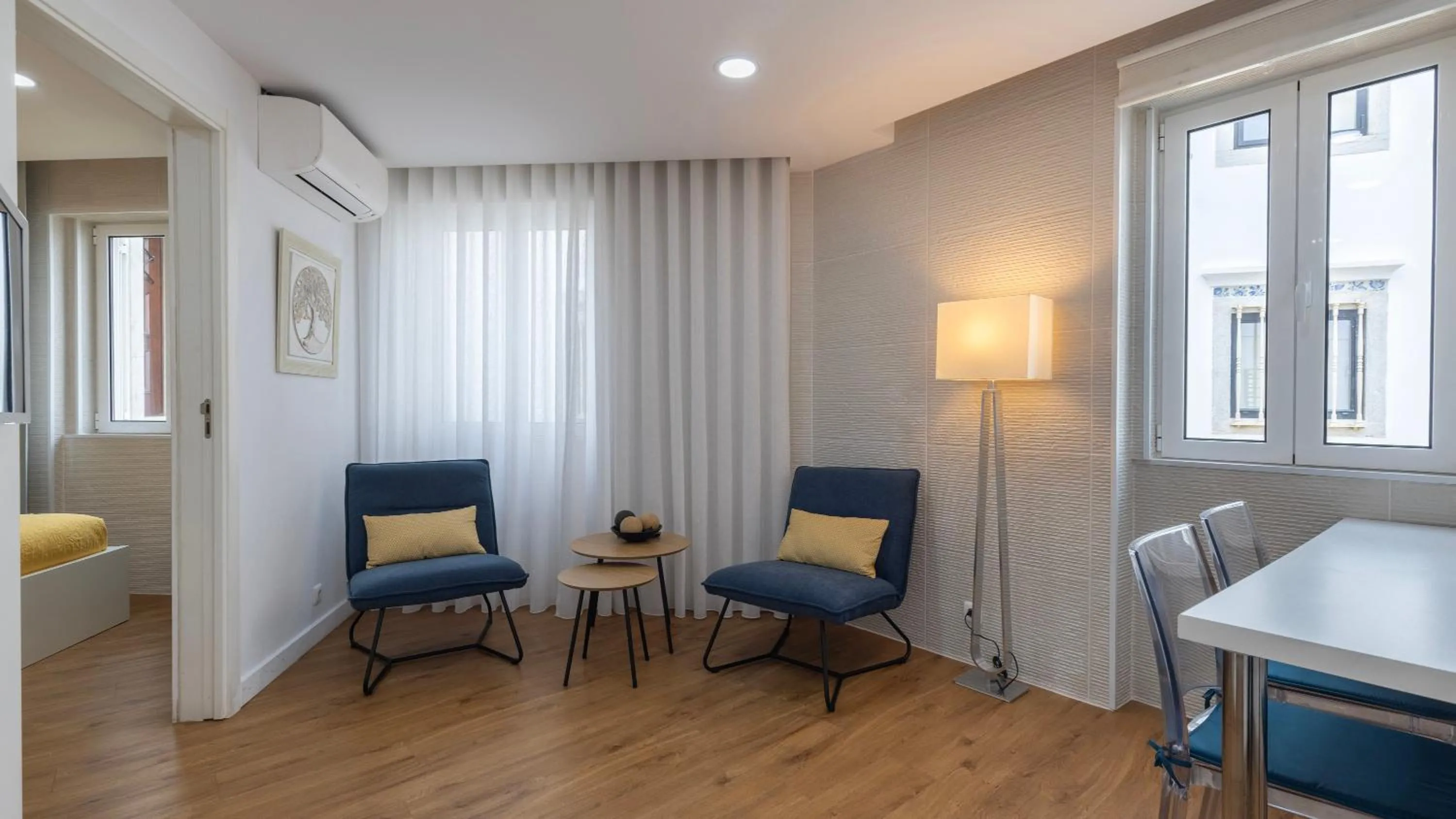 Living room in Sítio do Castelo Beach in Cascais by LovelyStay