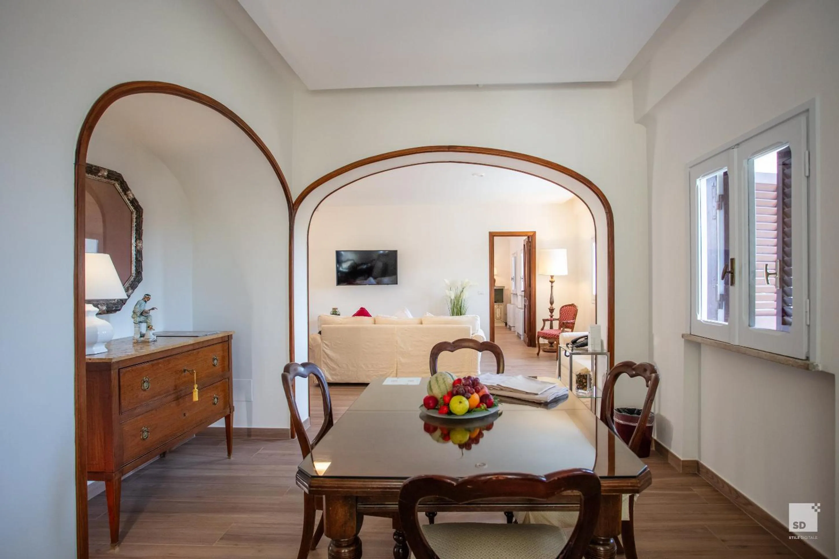 Dining area, Bed in Aldrovandi Residence City Suites