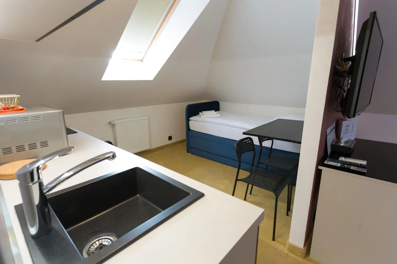 Kitchen or kitchenette in Apart Hotel GOLDEN apartments