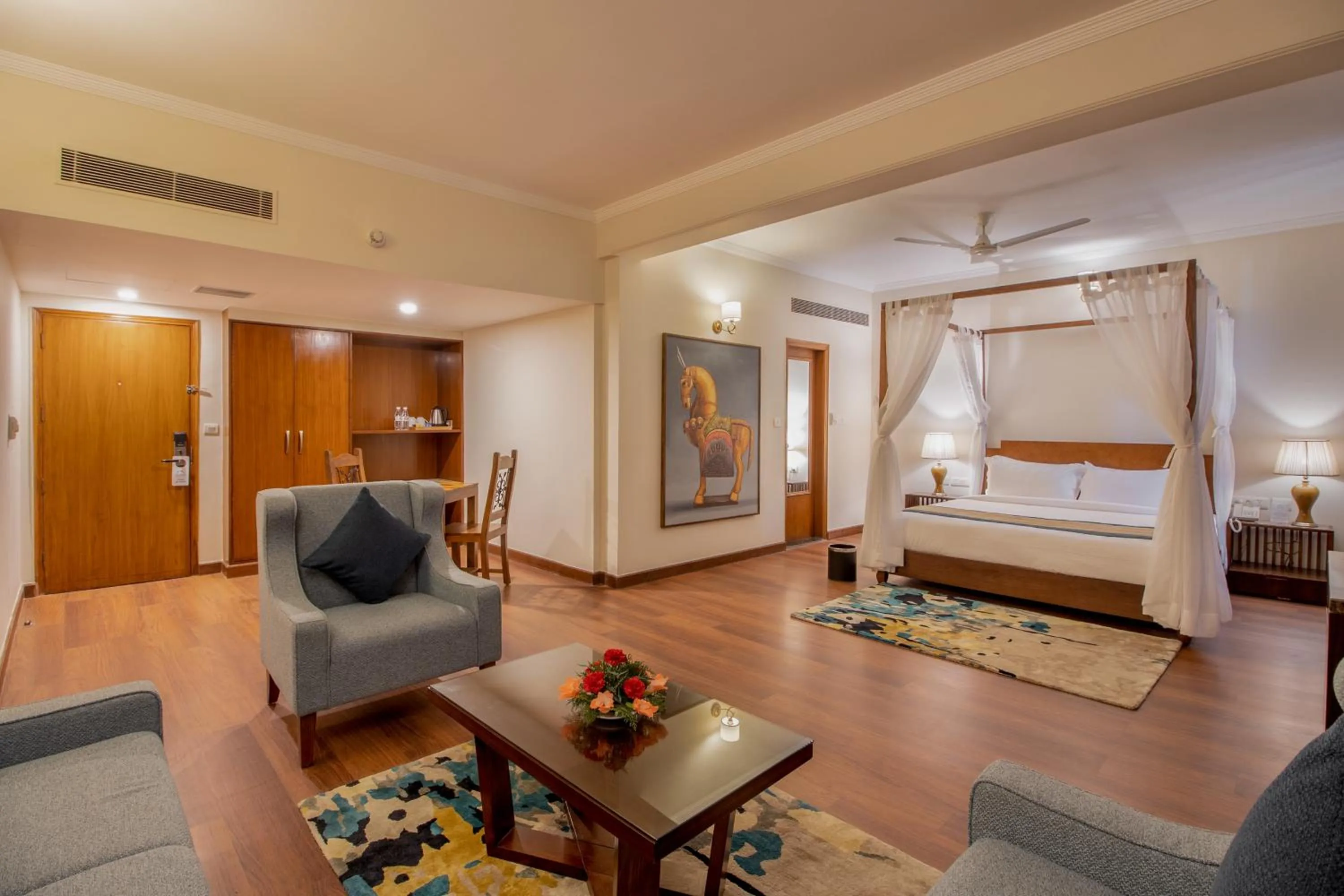 Seating area, Bed in 8fold by LaRiSa