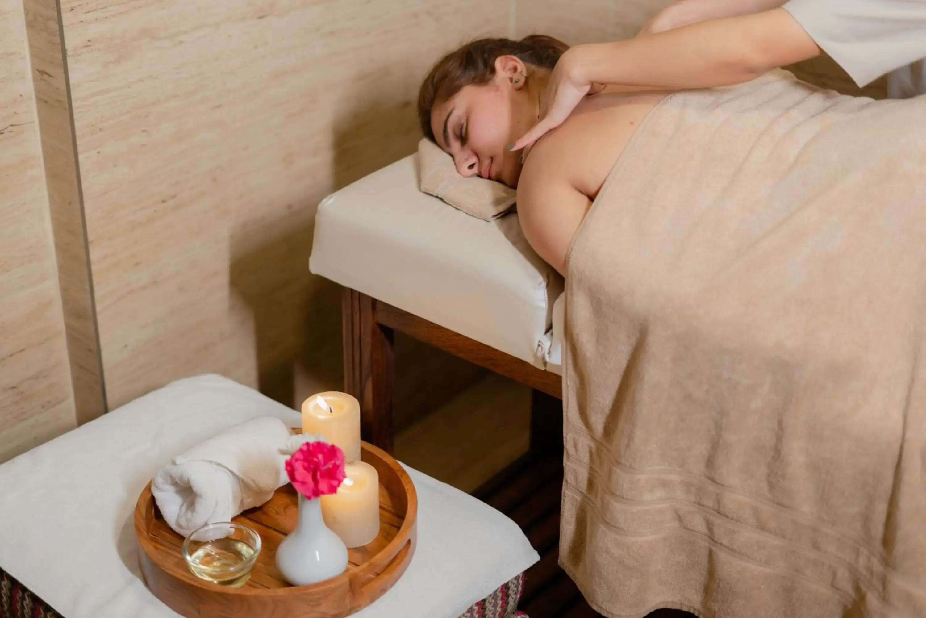 Spa and wellness centre/facilities in 8fold by LaRiSa Spa and wellness centre/facilities in 8fold by LaRiSa