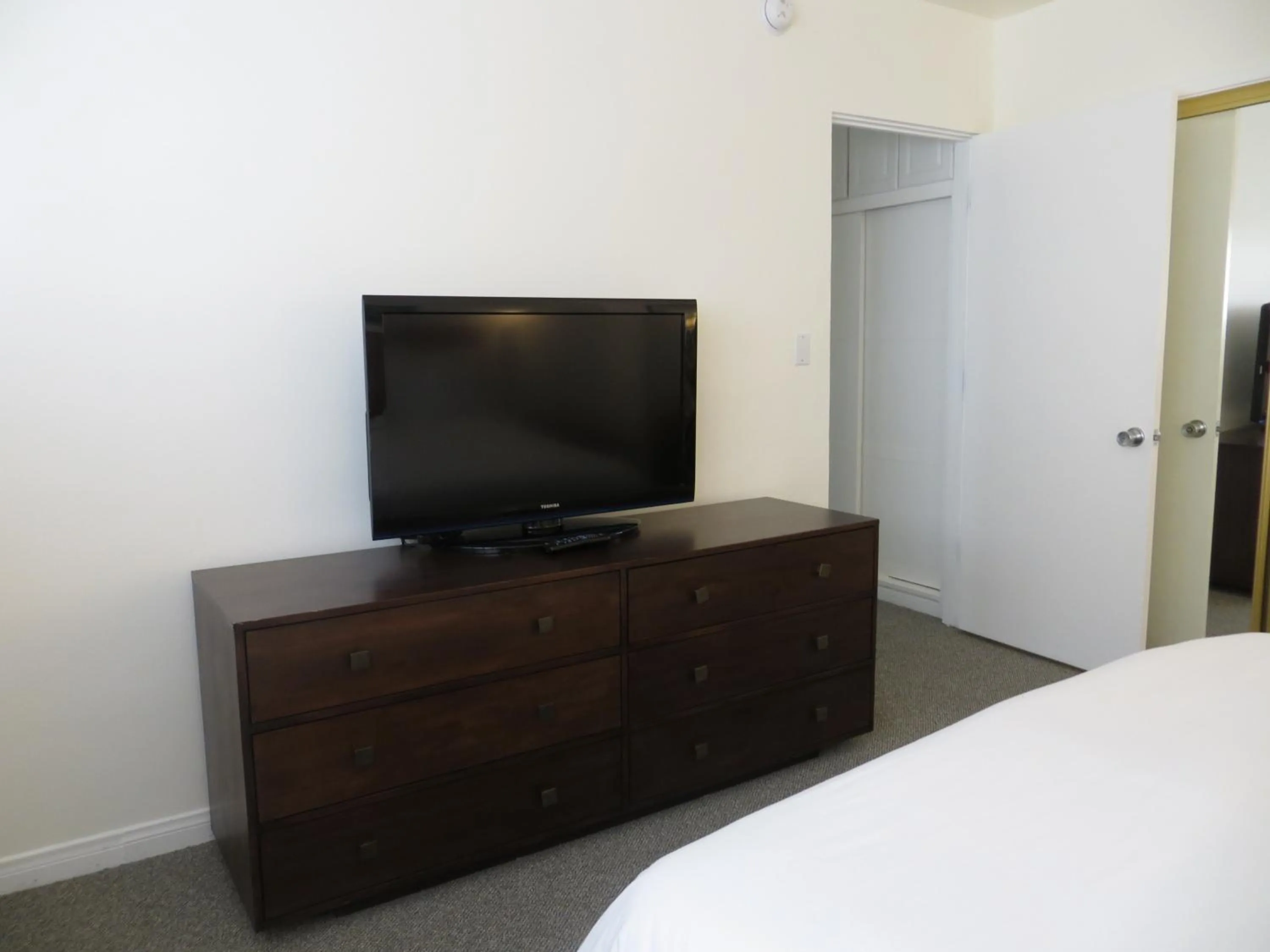 TV and multimedia, Bed in Magic Castle Hotel