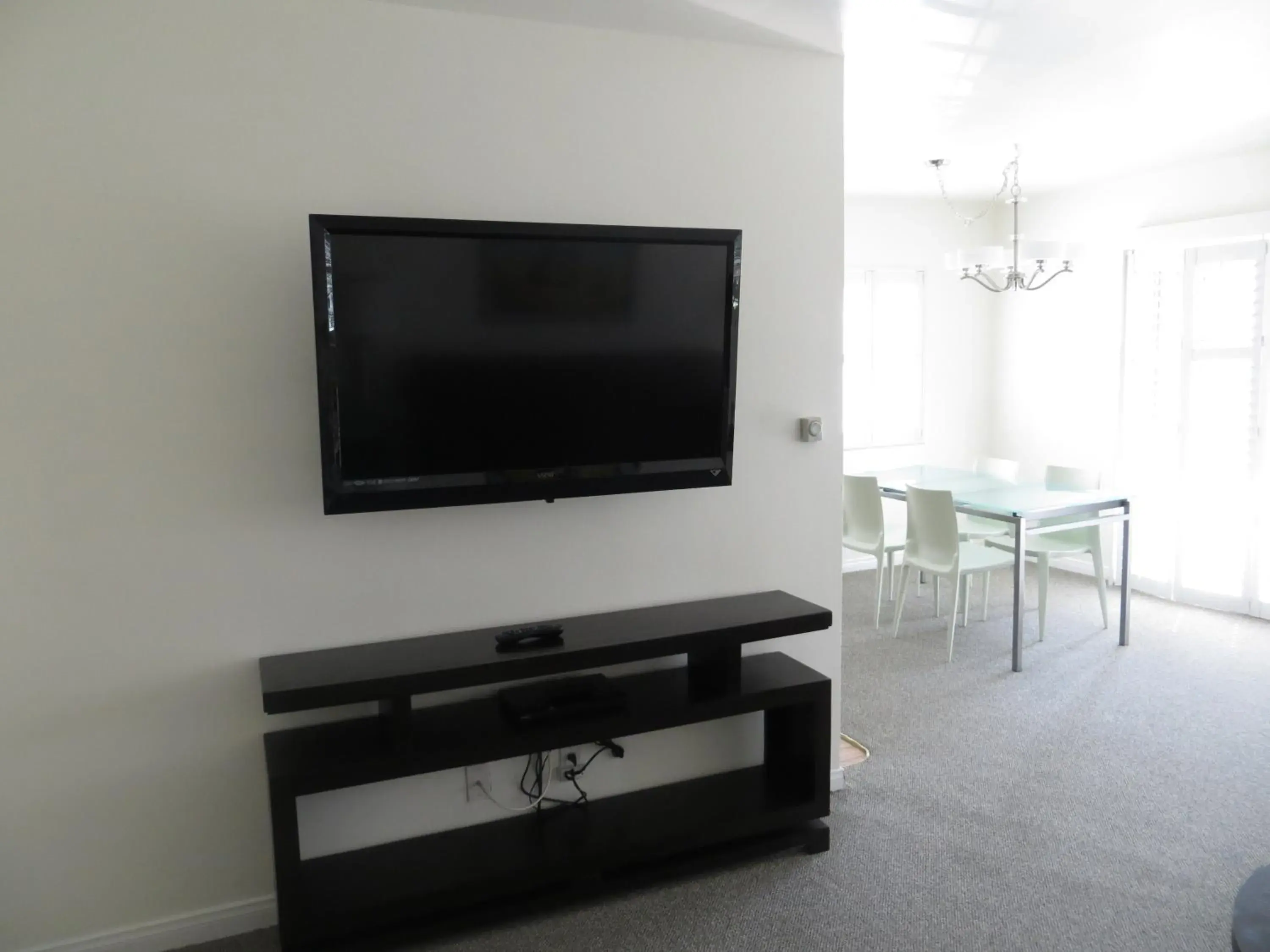 TV and multimedia in Magic Castle Hotel TV and multimedia in Magic Castle Hotel