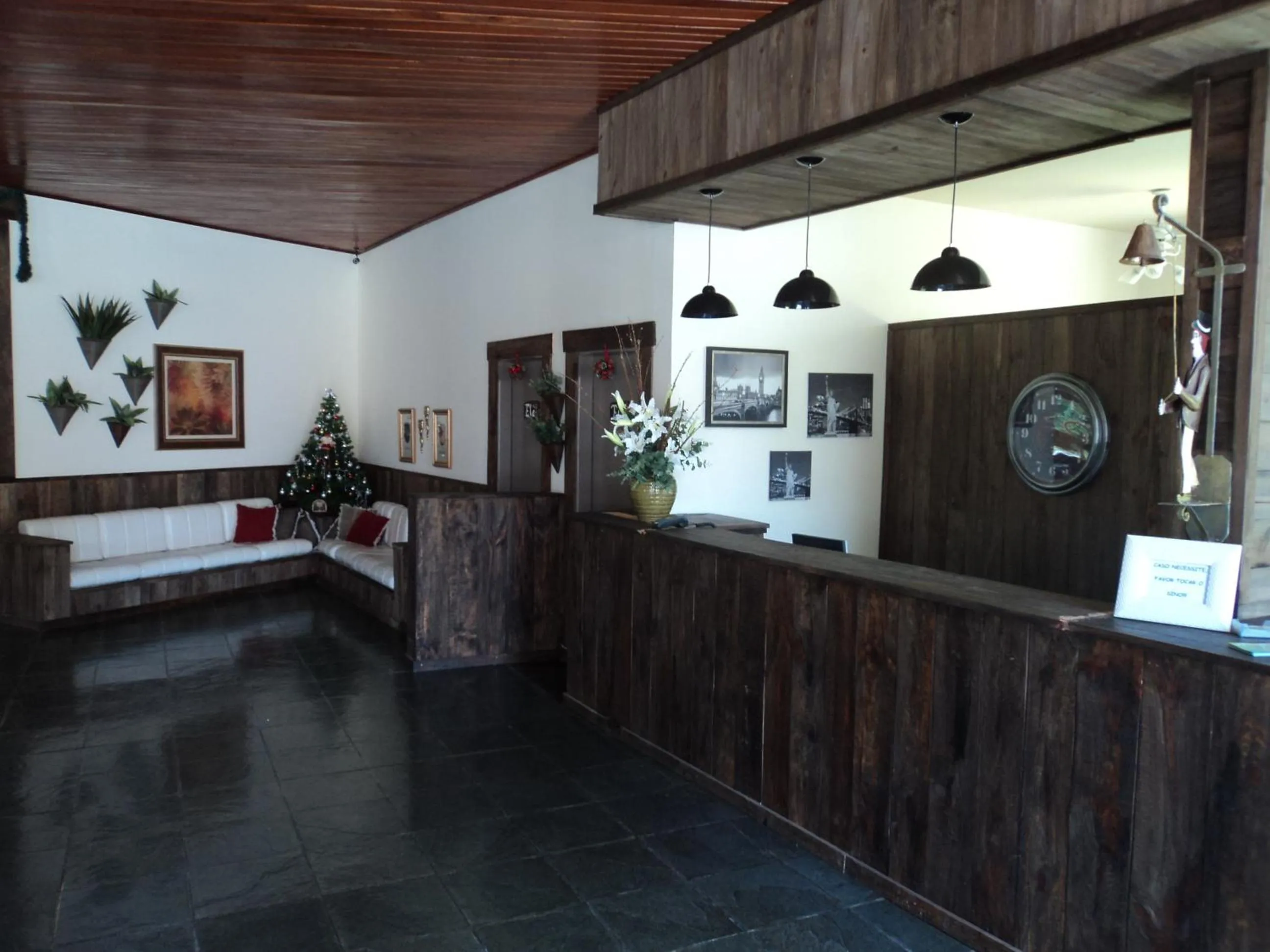 Lobby or reception in Hotel Santiago