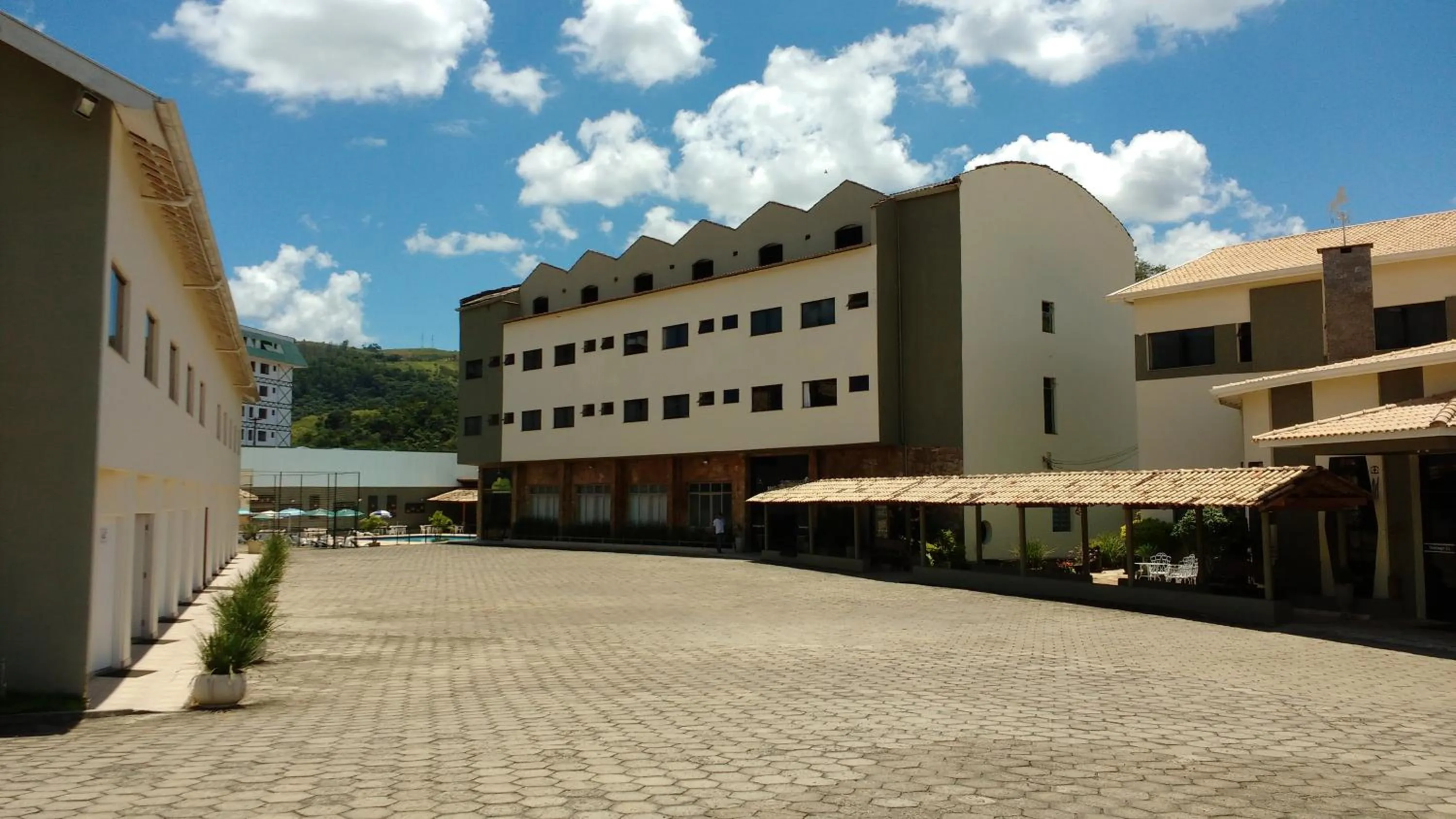 Facade/entrance in Hotel Santiago