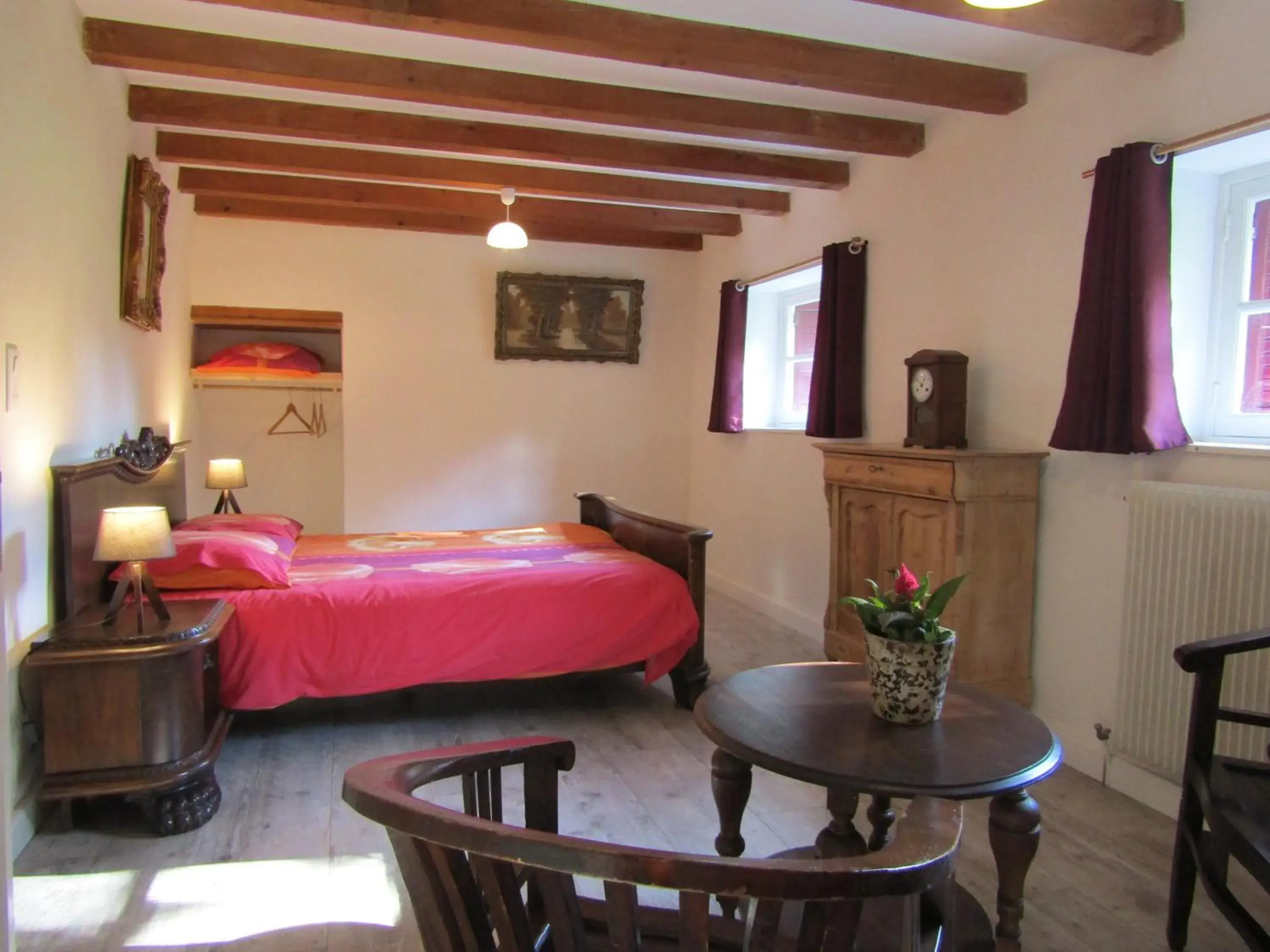 Double Room with Private Bathroom in Le Pont du Roy Double Room with Private Bathroom in Le Pont du Roy