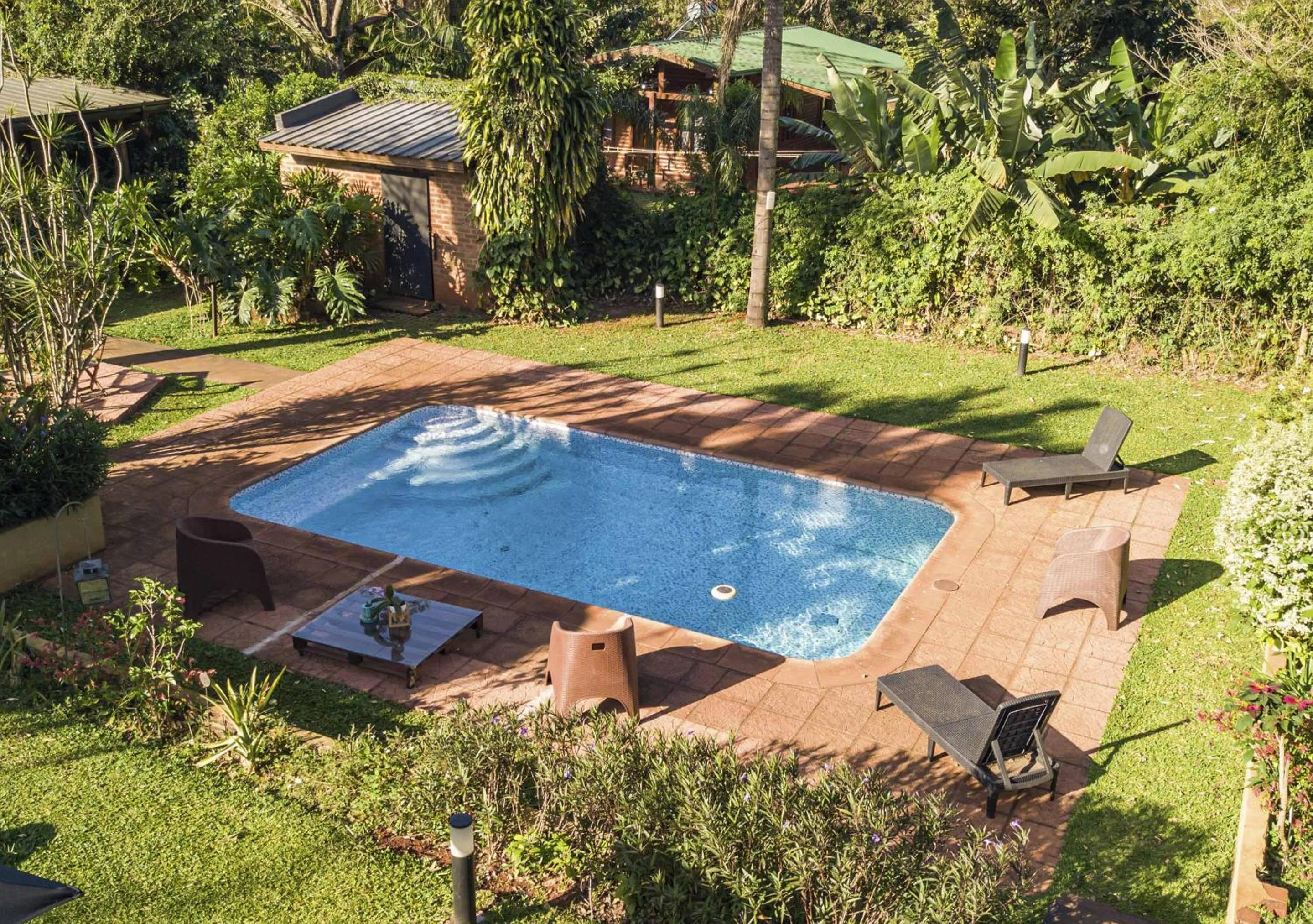 Day in El Descanso Iguazú by DOT Cabana