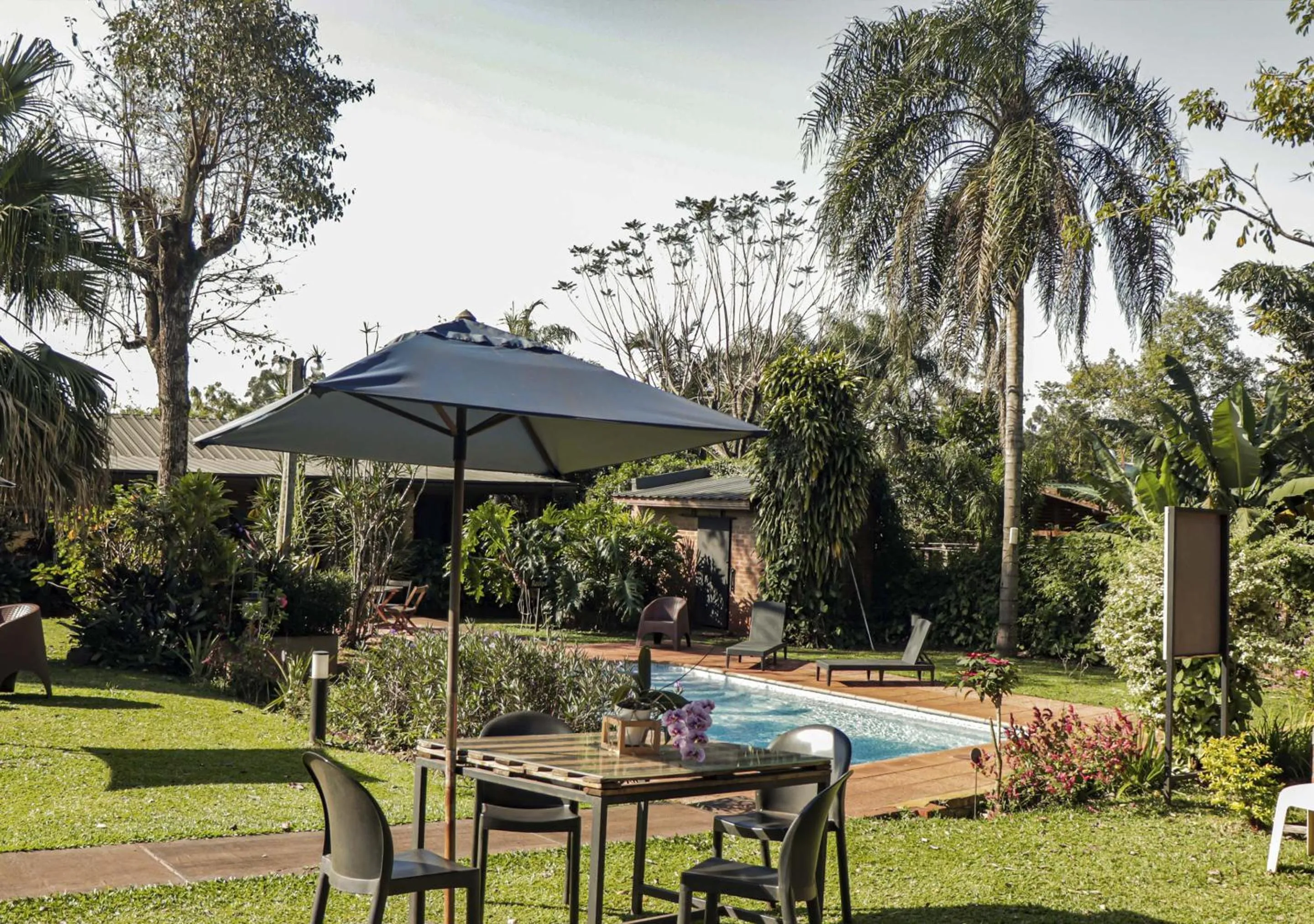 Day in El Descanso Iguazú by DOT Cabana