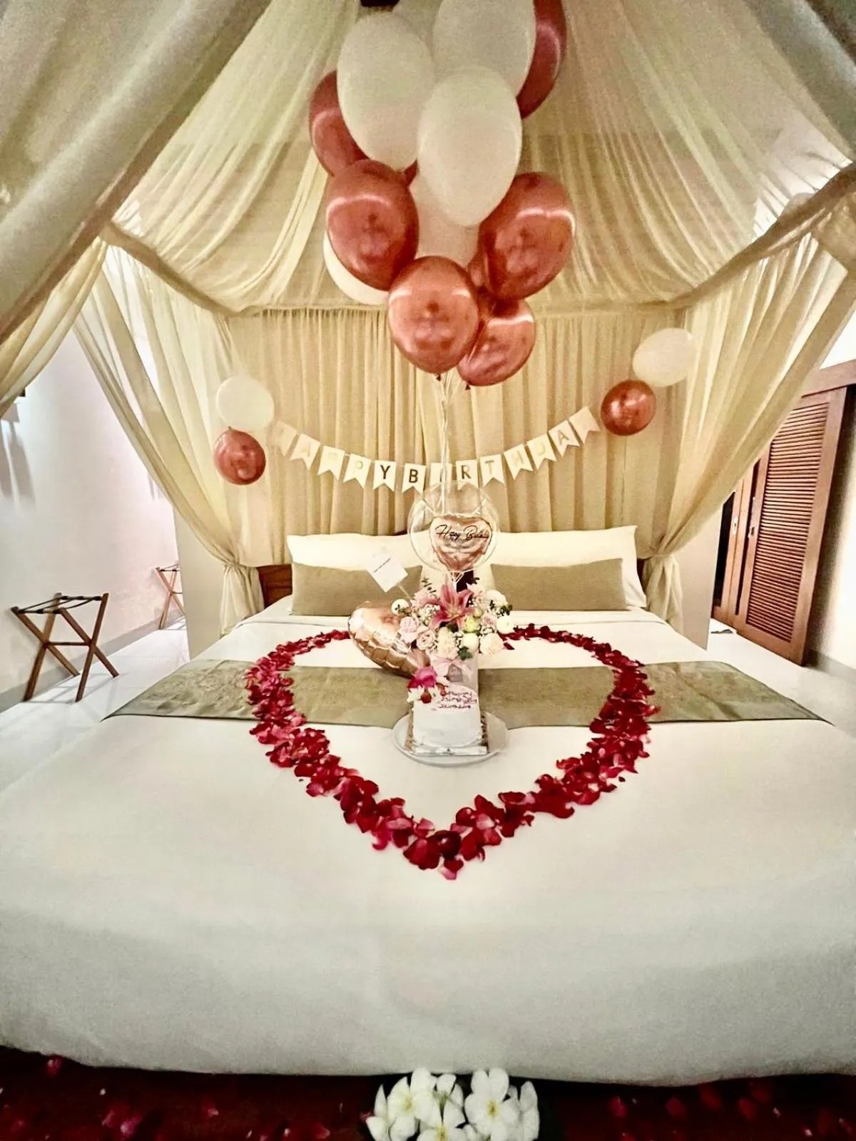 wedding, Bed in DISINI Luxury Spa Villas-CHSE Certified