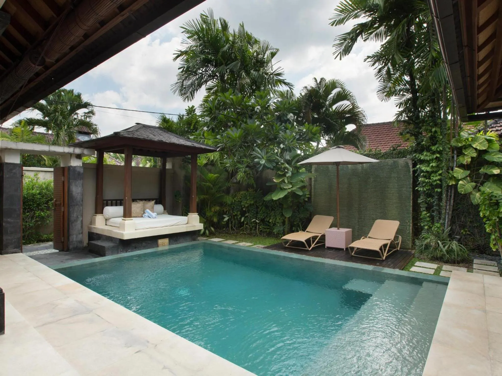Garden in DISINI Luxury Spa Villas-CHSE Certified