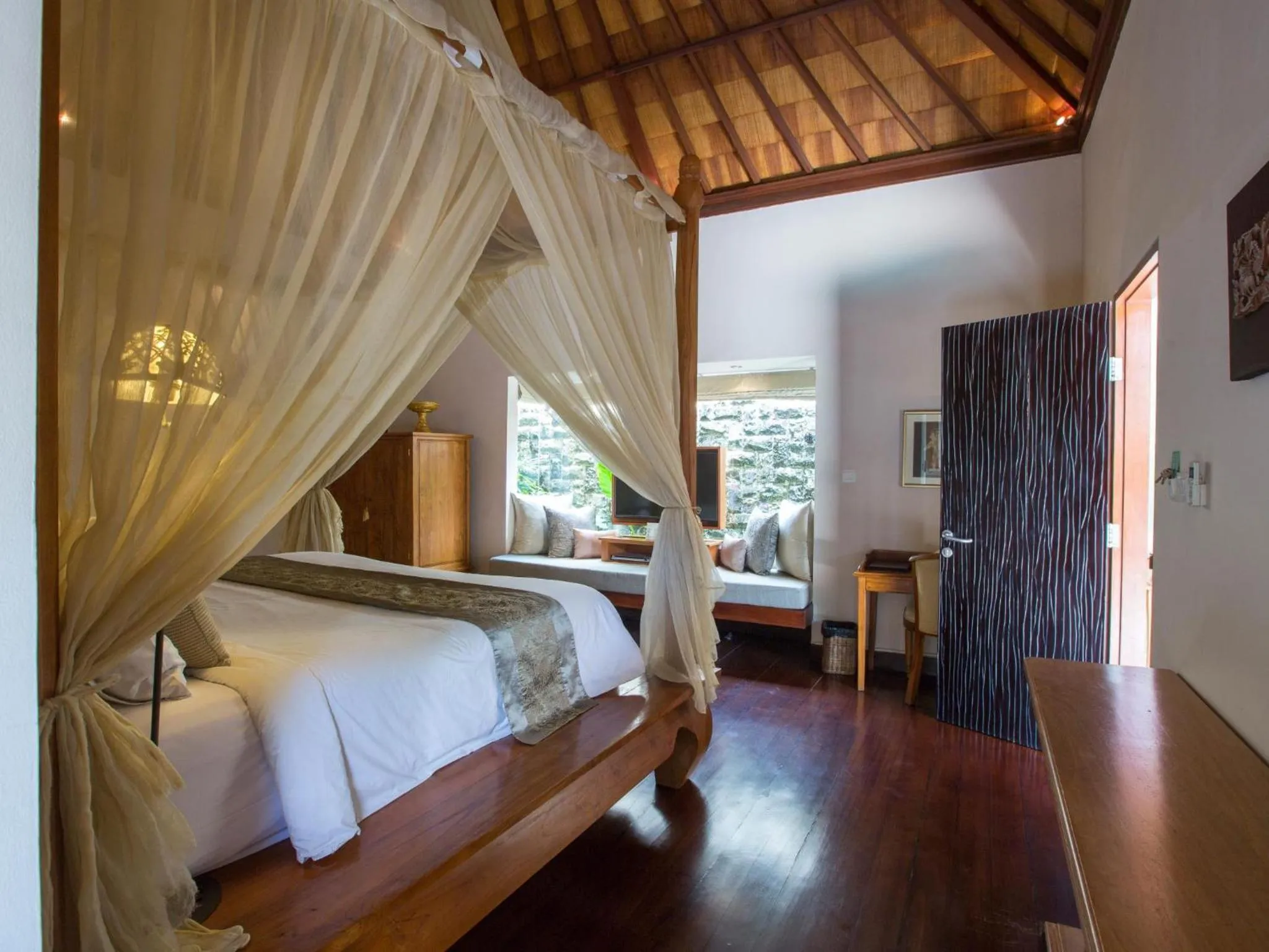 TV and multimedia, Bed in DISINI Luxury Spa Villas-CHSE Certified
